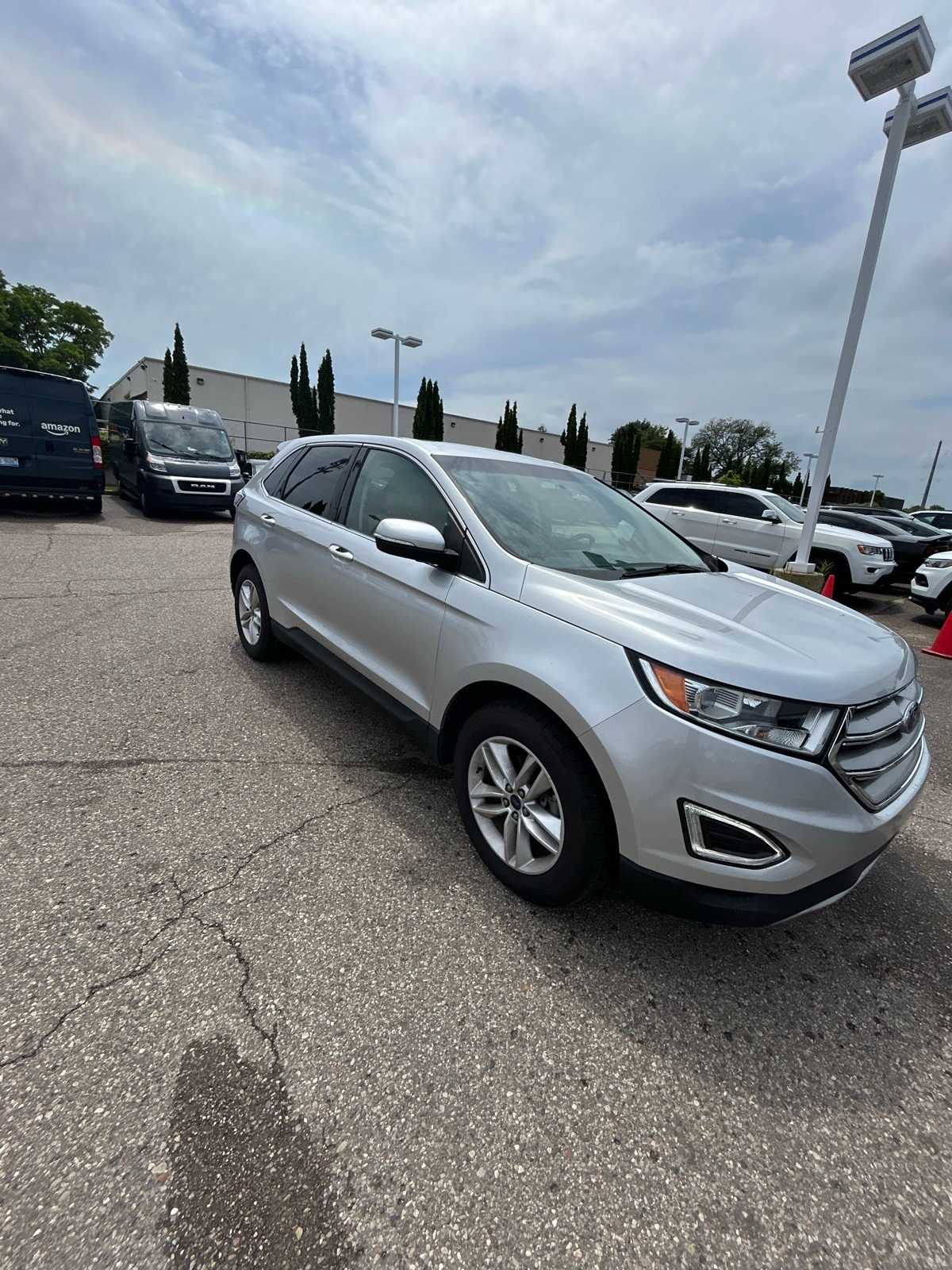 Thumbnail: 2017 Ford Edge - 12