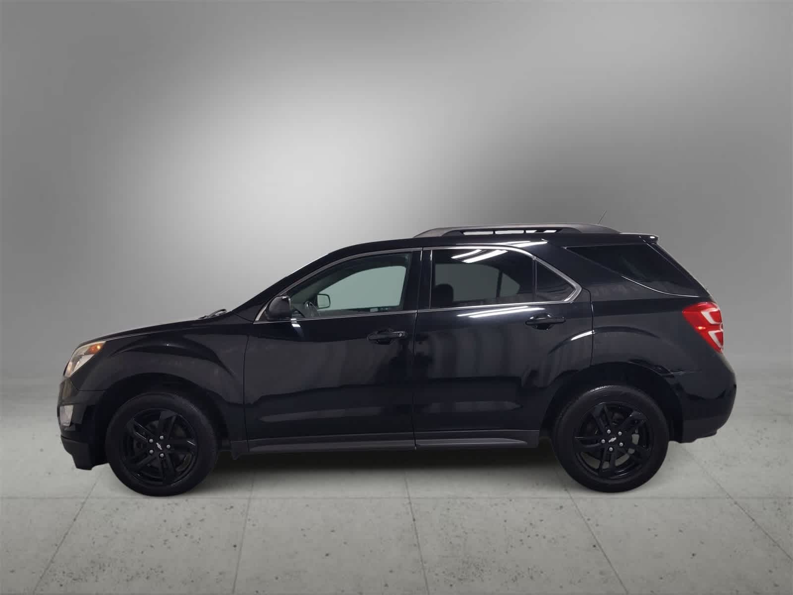 Thumbnail: 2017 Chevrolet Equinox - 5
