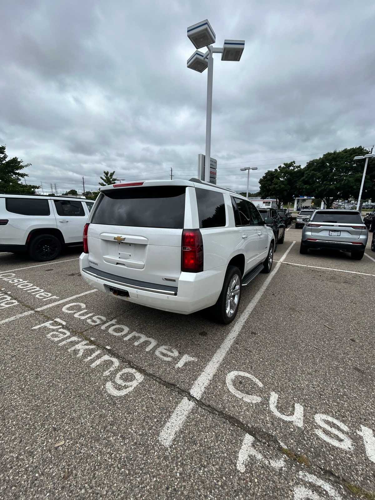 Thumbnail: 2018 Chevrolet Tahoe - 18