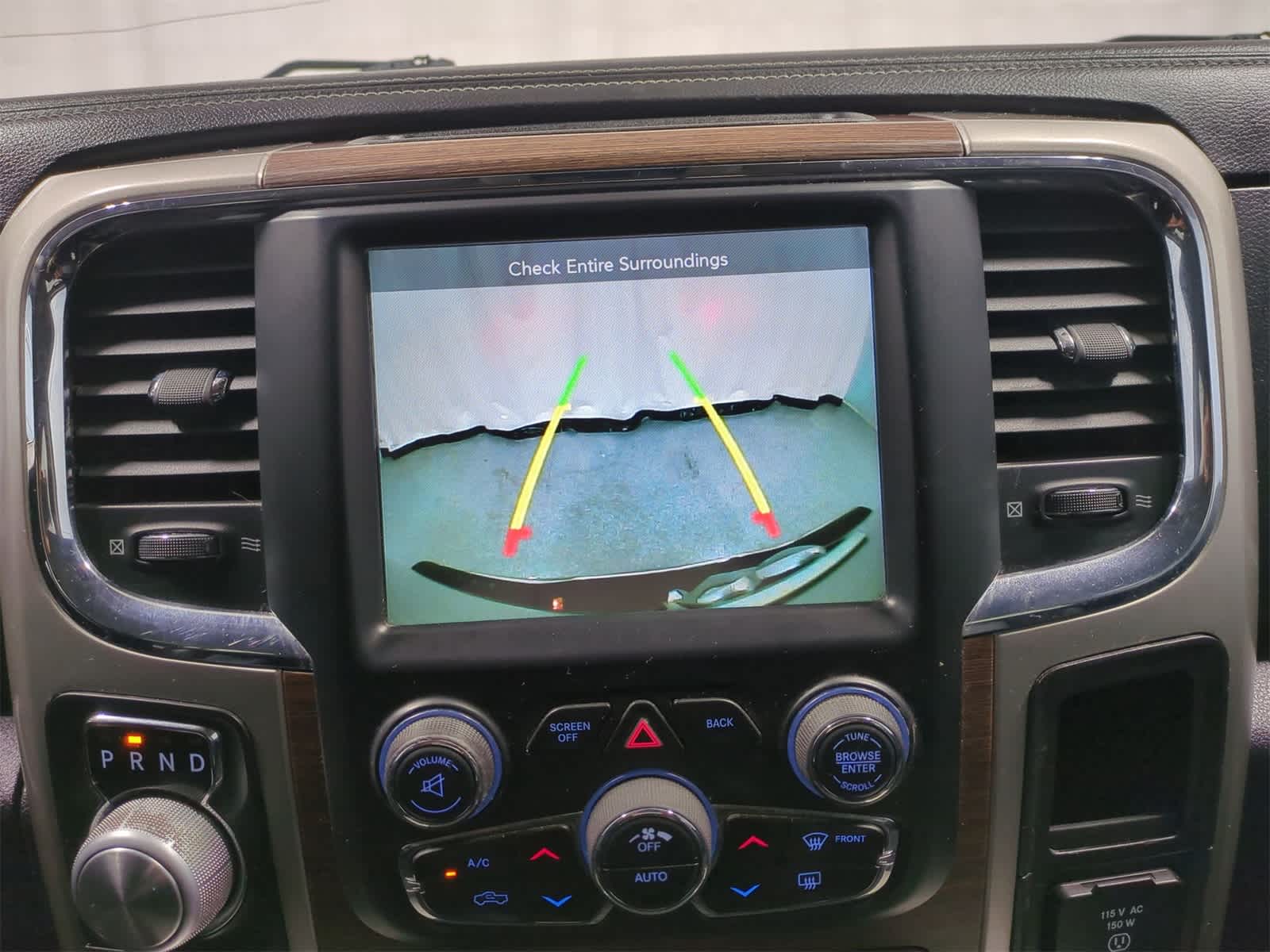 2016 RAM 1500 Laramie 29