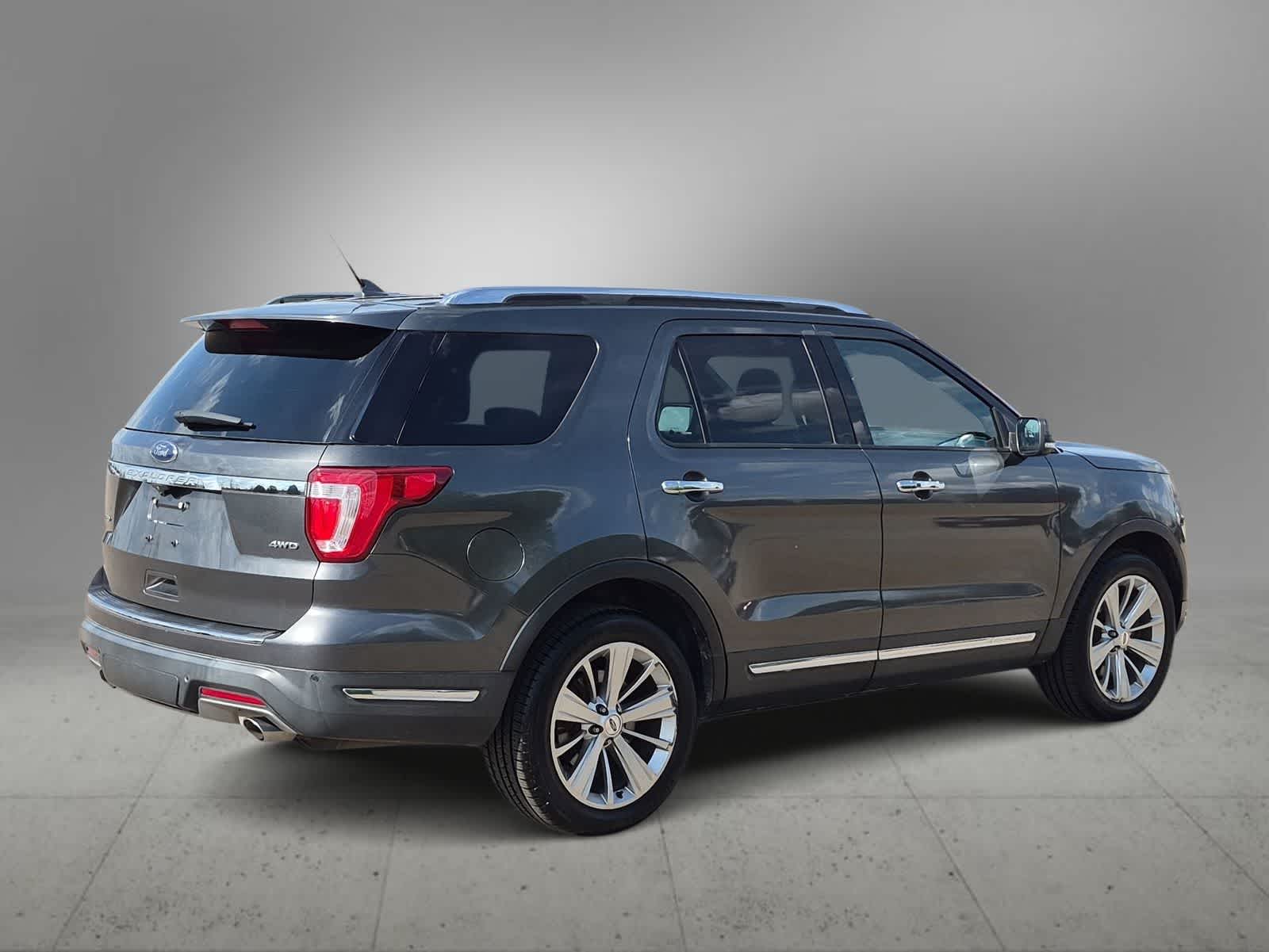 Thumbnail: 2019 Ford Explorer - 8