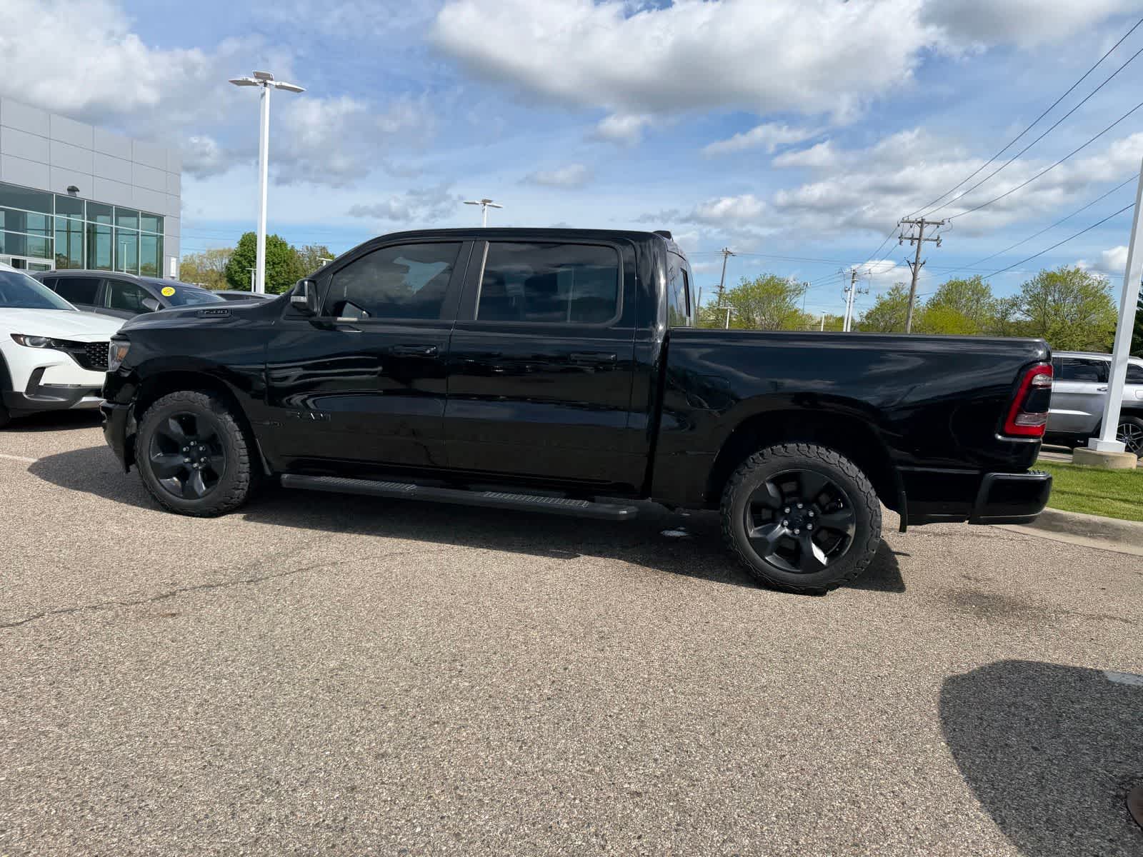 Thumbnail: 2019 RAM 1500 - 32