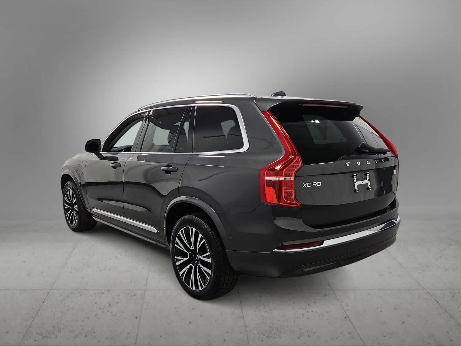 Thumbnail: 2023 Volvo XC90 - 6
