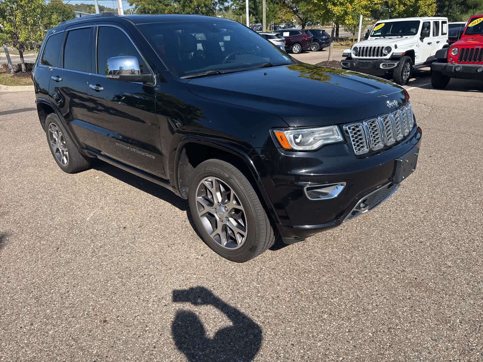 Thumbnail: 2020 Jeep Grand Cherokee - 8