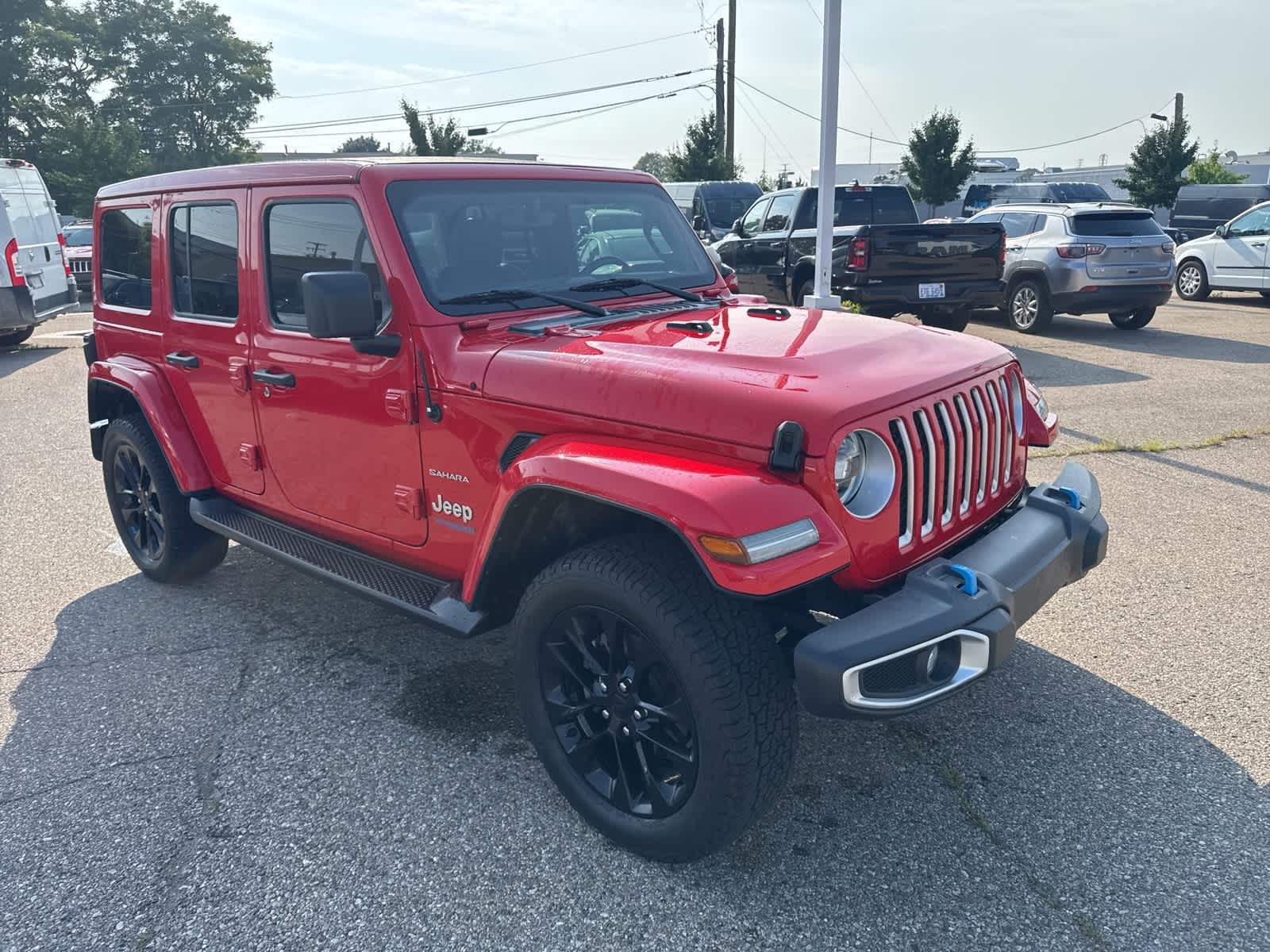 Thumbnail: 2022 Jeep Wrangler - 8
