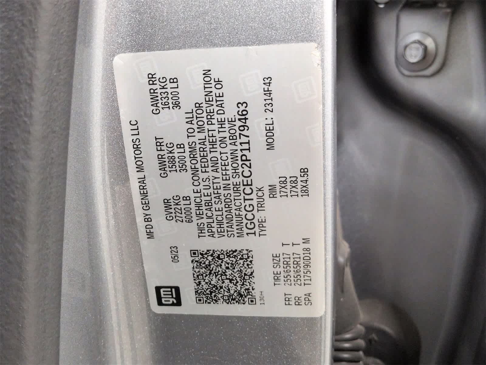 Thumbnail: 2023 Chevrolet Colorado - 36