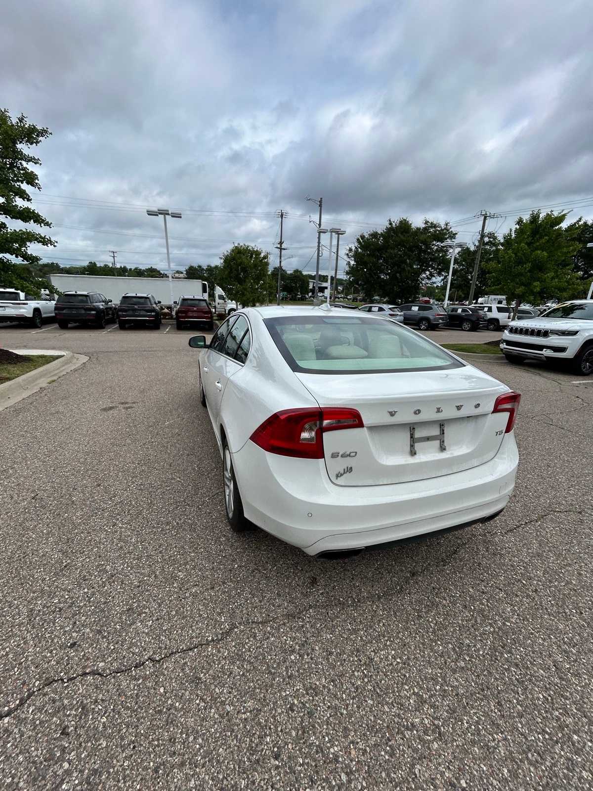 Thumbnail: 2015 Volvo S60 - 22