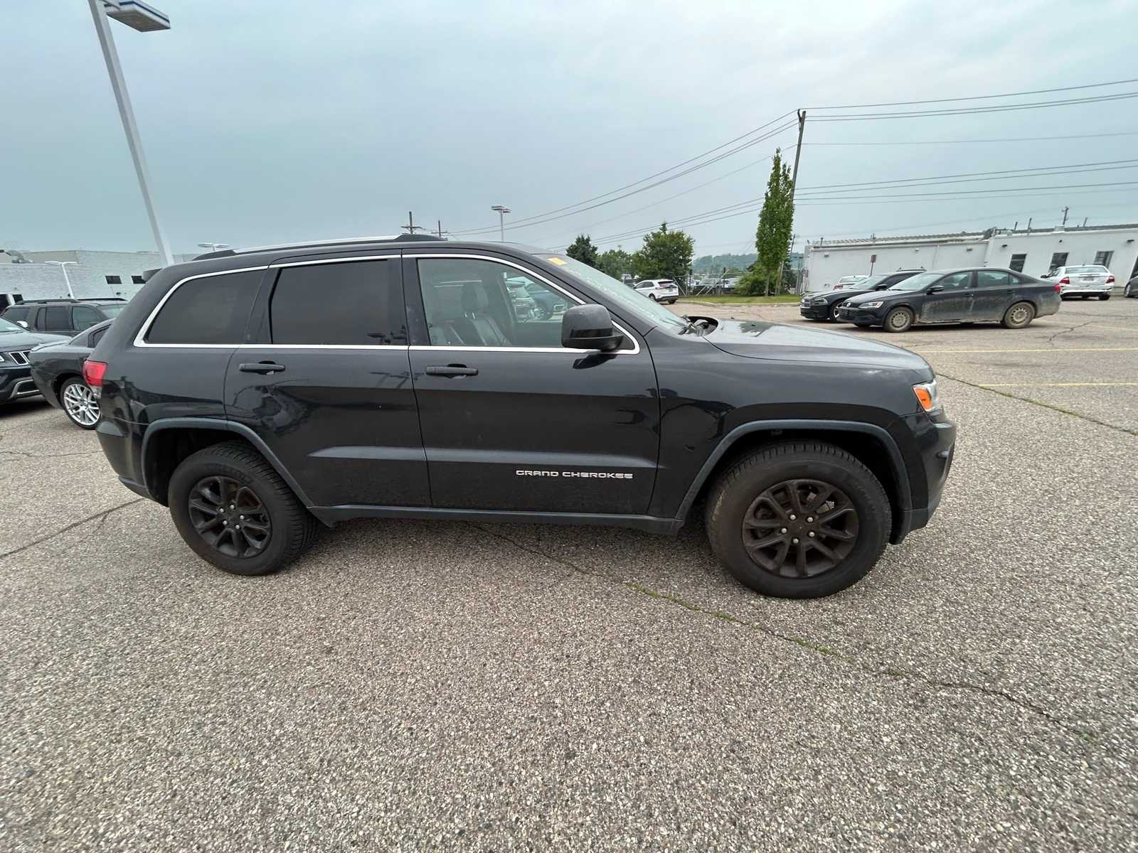 2016 Jeep Grand Cherokee Laredo 10
