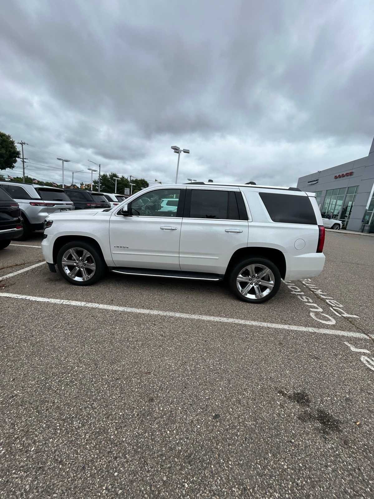 Thumbnail: 2018 Chevrolet Tahoe - 31