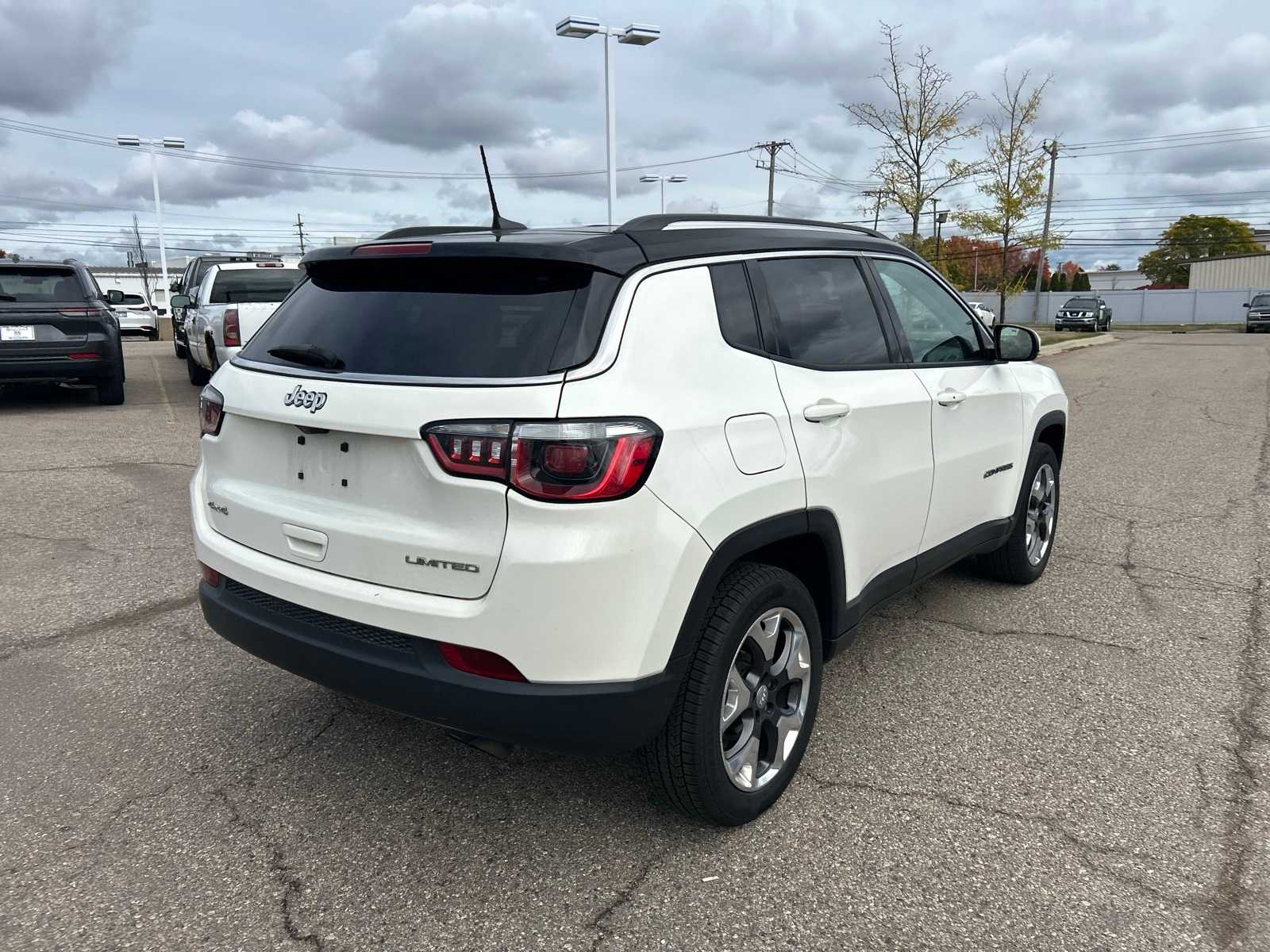 Thumbnail: 2019 Jeep Compass - 21