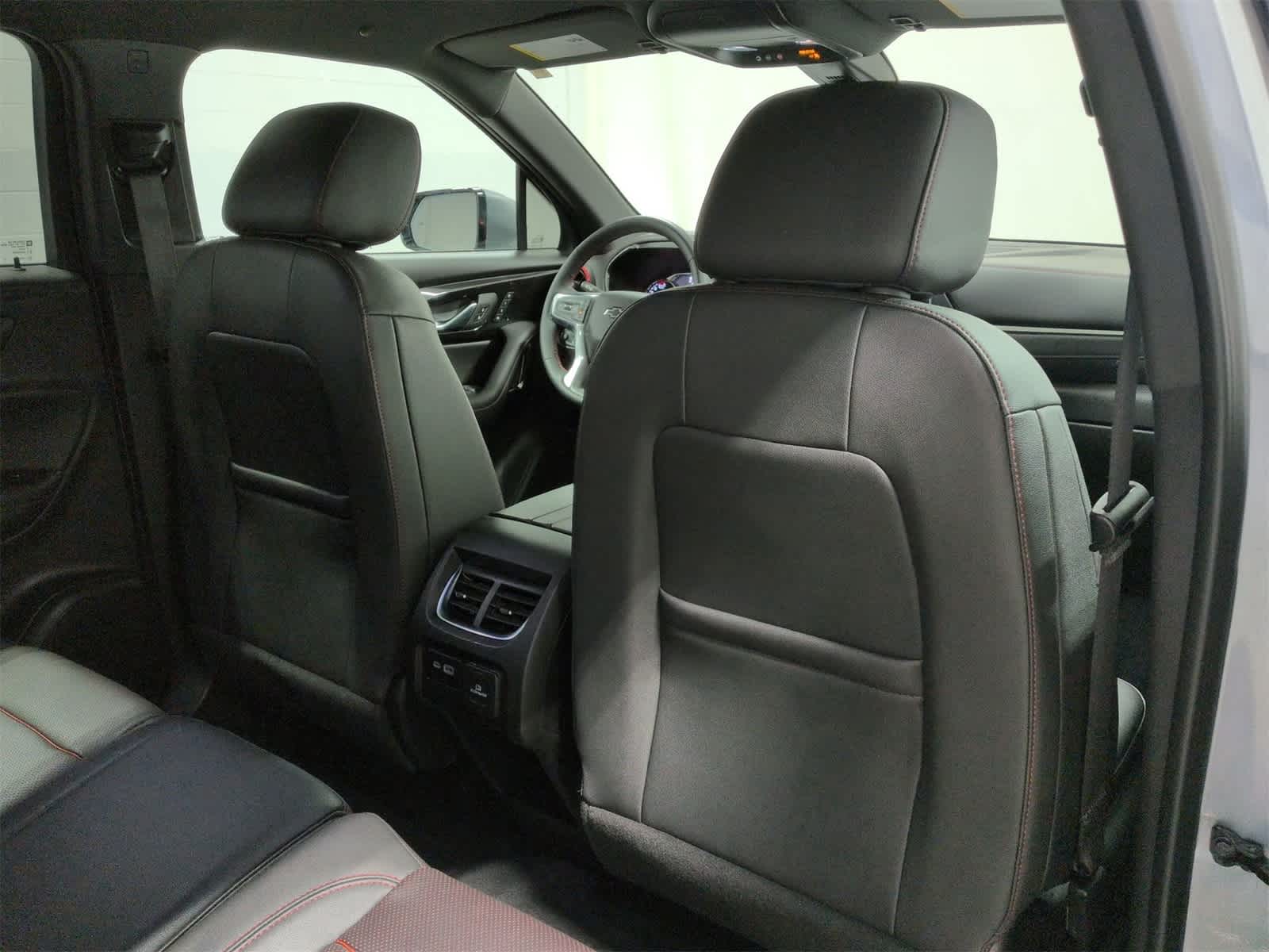 Thumbnail: 2024 Chevrolet Blazer - 19