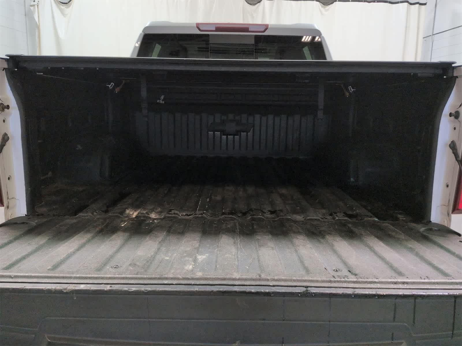 Thumbnail: 2019 Chevrolet Silverado 1500 - 37