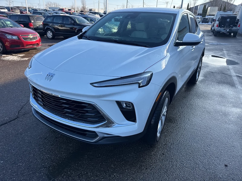 Used 2025 Buick Encore GX Preferred SUV