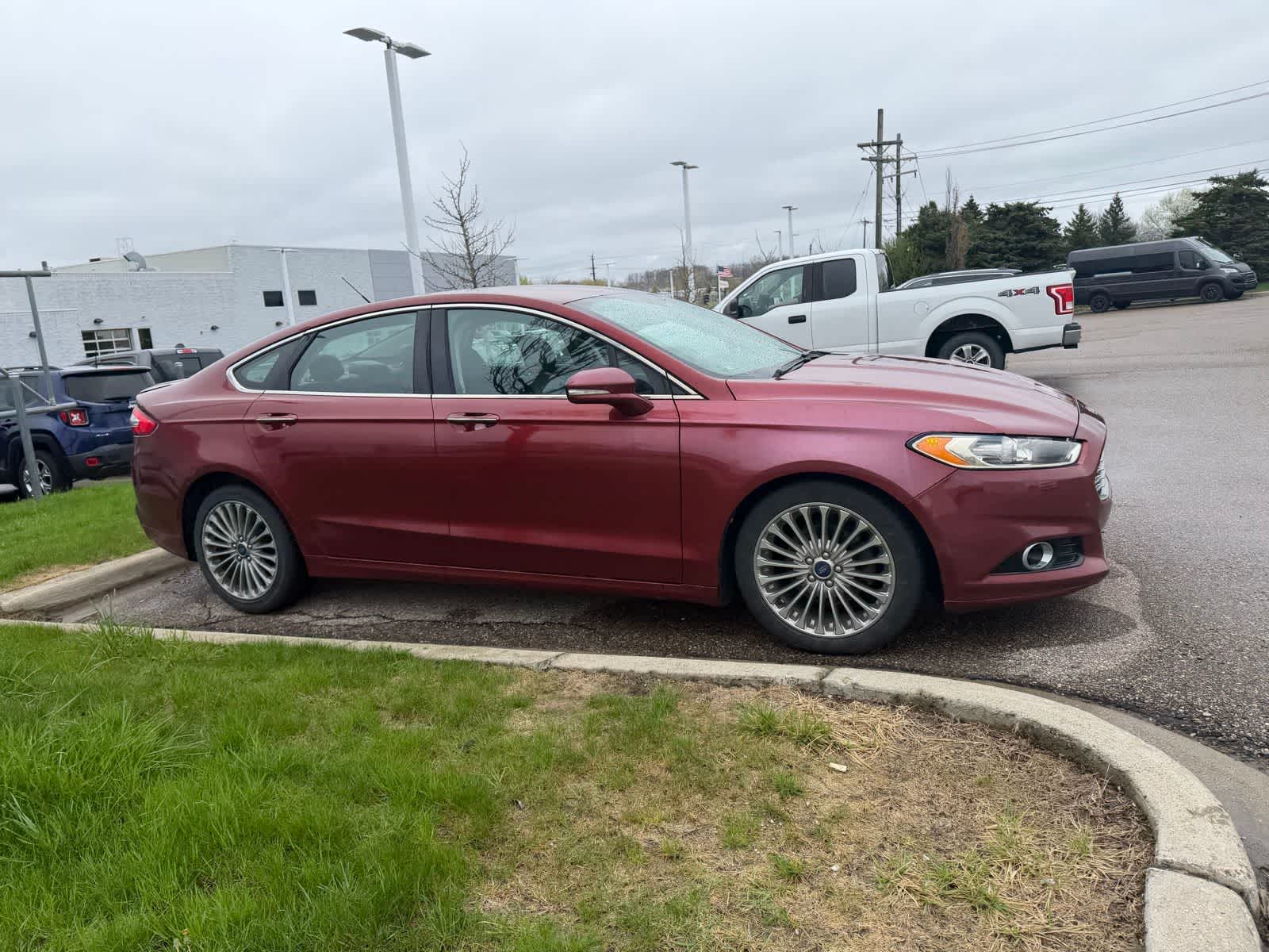 Thumbnail: 2014 Ford Fusion - 9