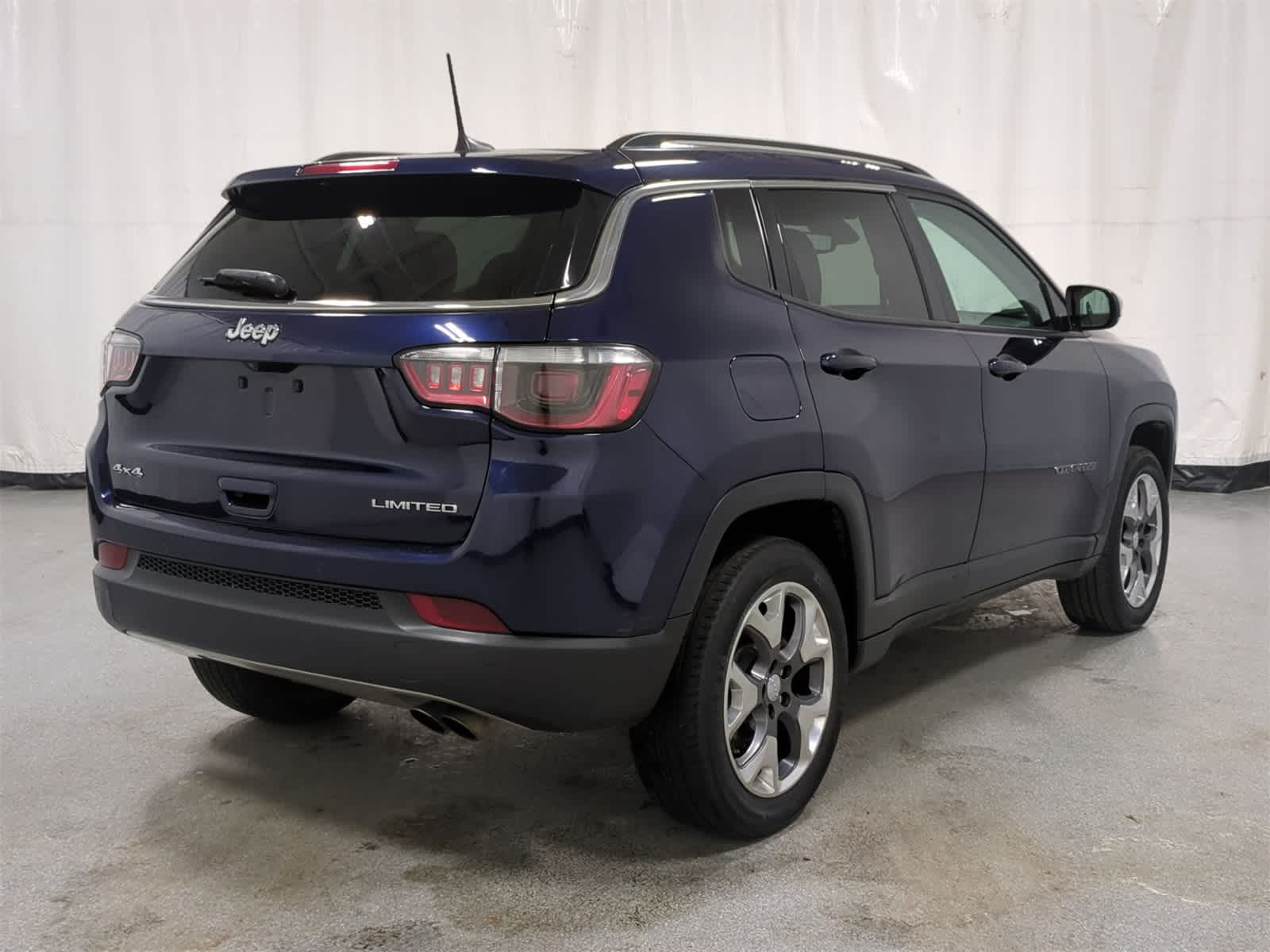 Thumbnail: 2021 Jeep Compass - 14