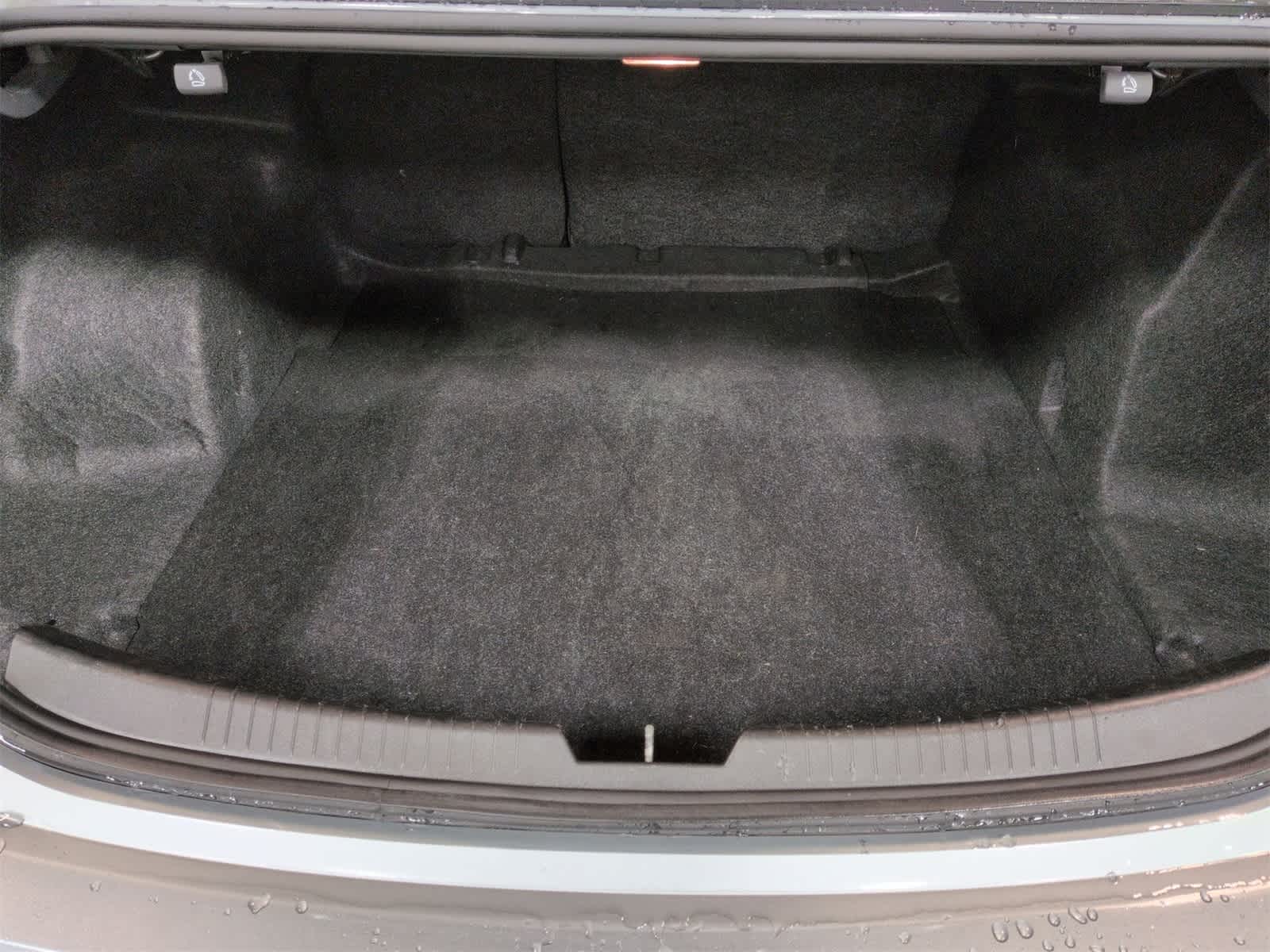 Thumbnail: 2024 Chevrolet Malibu - 25