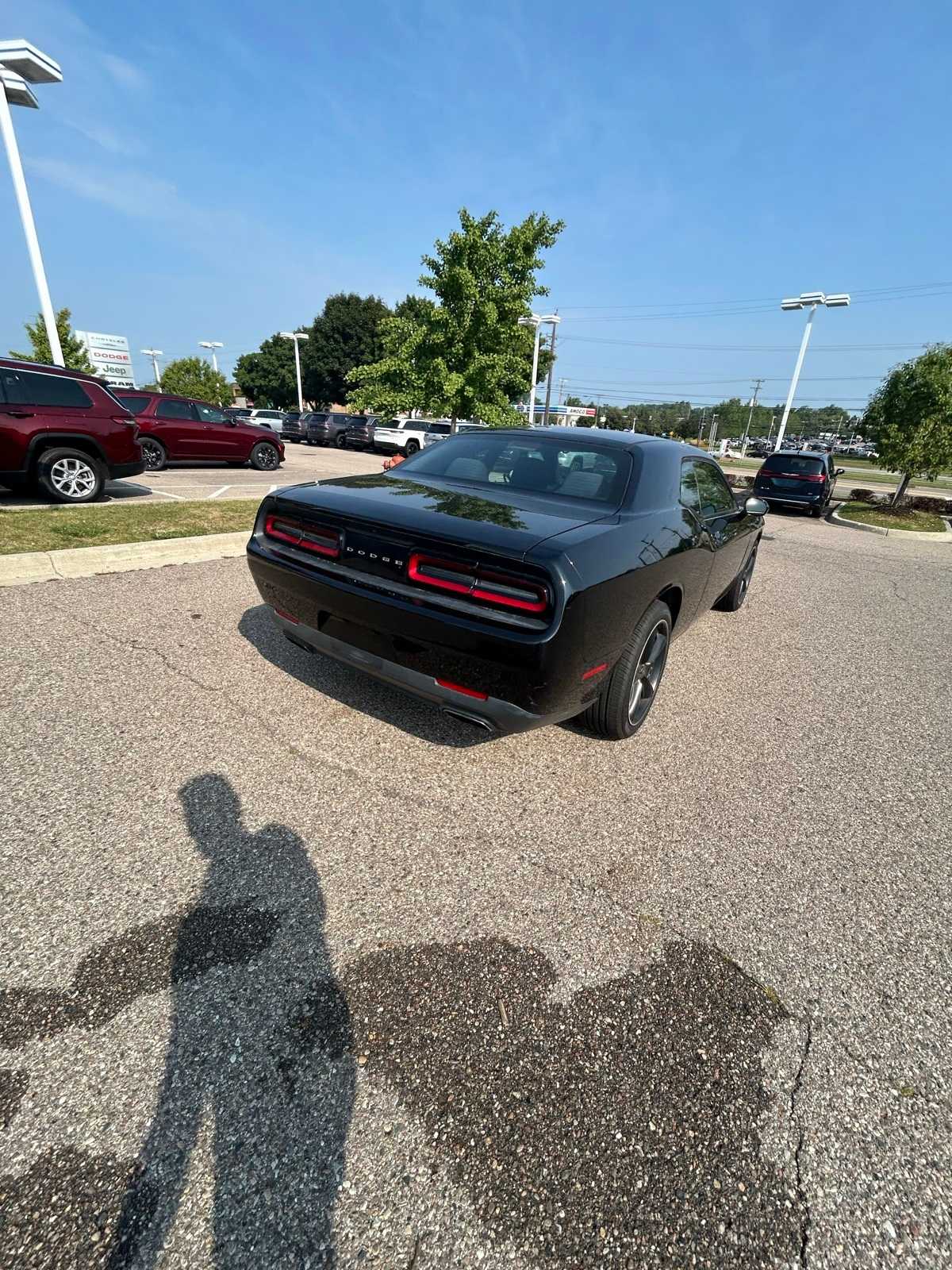 Thumbnail: 2016 Dodge Challenger - 17