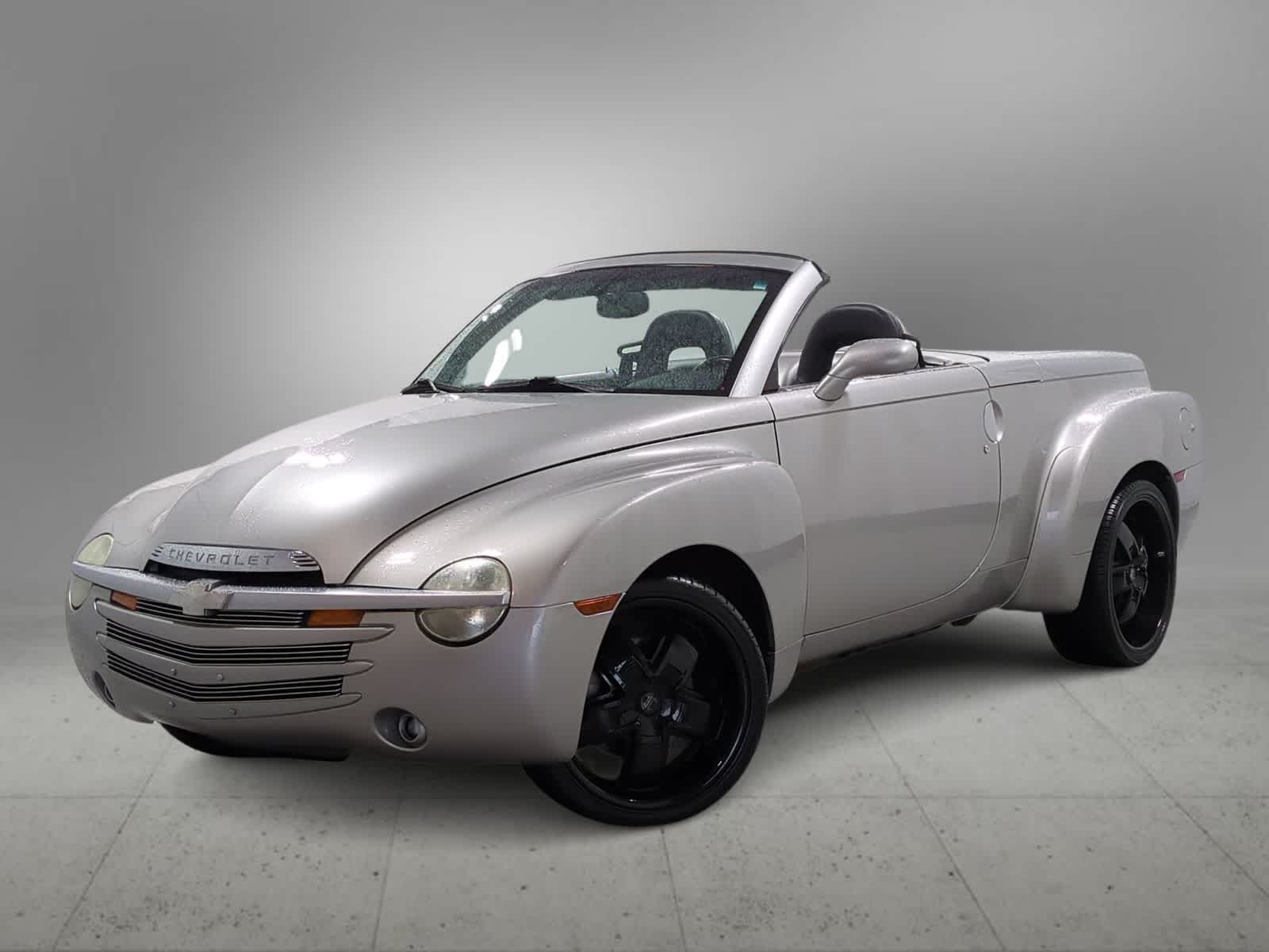 Thumbnail: 2005 Chevrolet SSR - 1