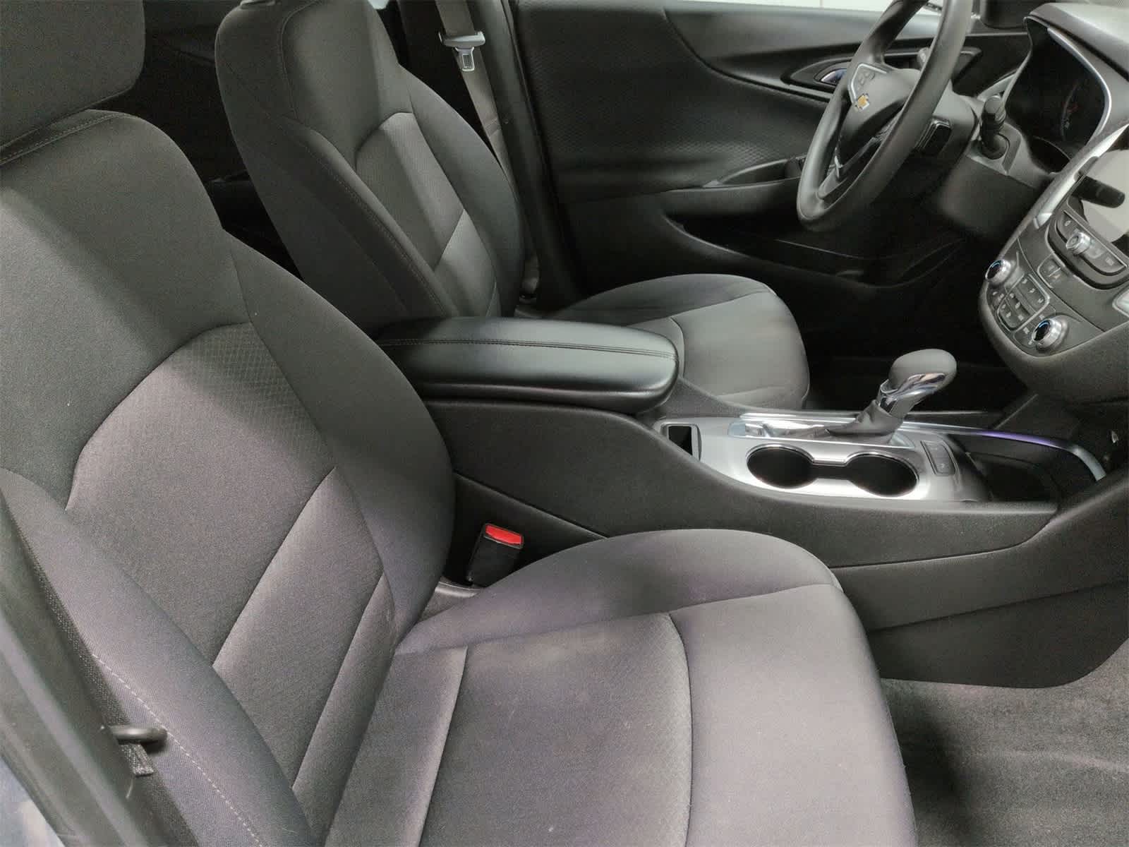 Thumbnail: 2024 Chevrolet Malibu - 16