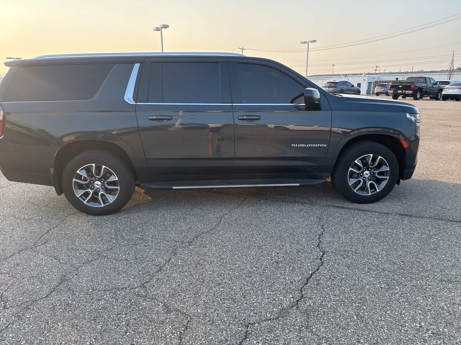 Thumbnail: 2022 Chevrolet Suburban - 12