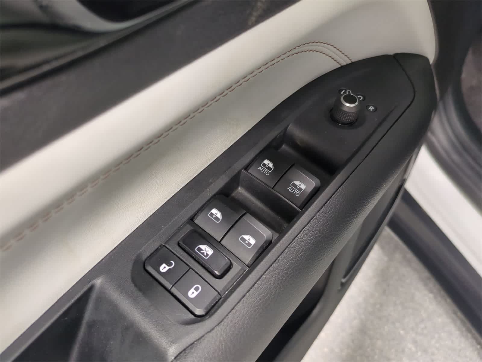 Thumbnail: 2025 Jeep Compass - 18