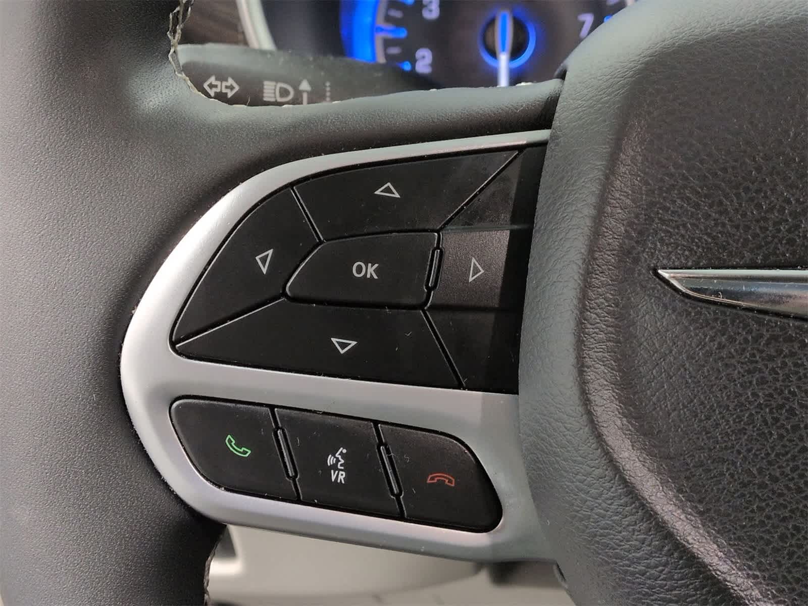 Thumbnail: 2024 Chrysler Pacifica - 26