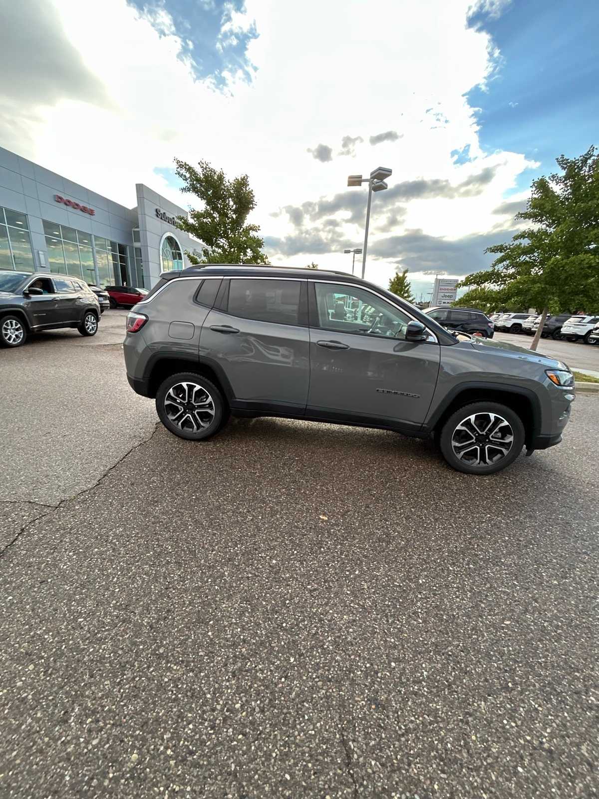 Thumbnail: 2022 Jeep Compass - 12