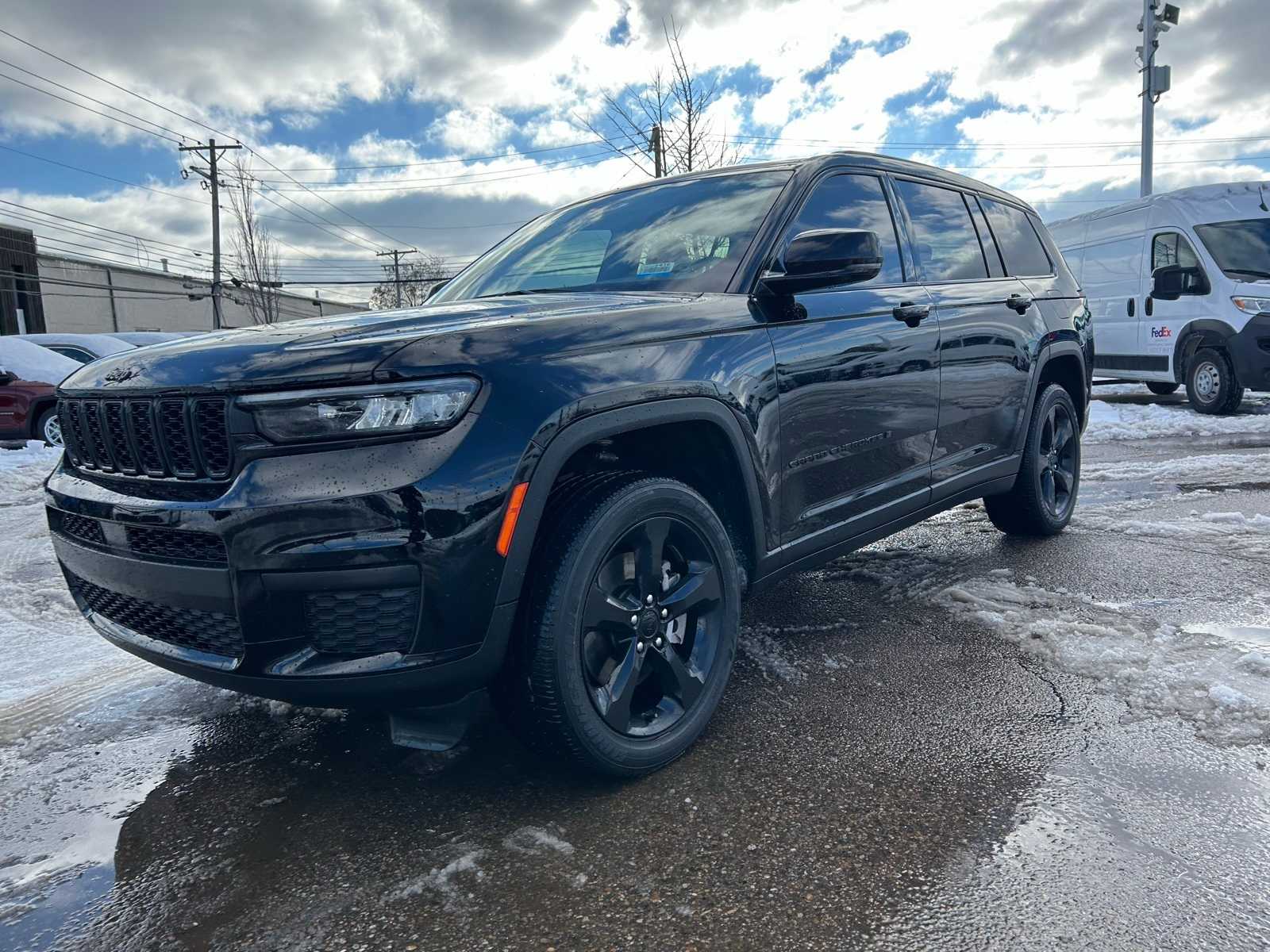 2023 Jeep Grand Cherokee L SUV 