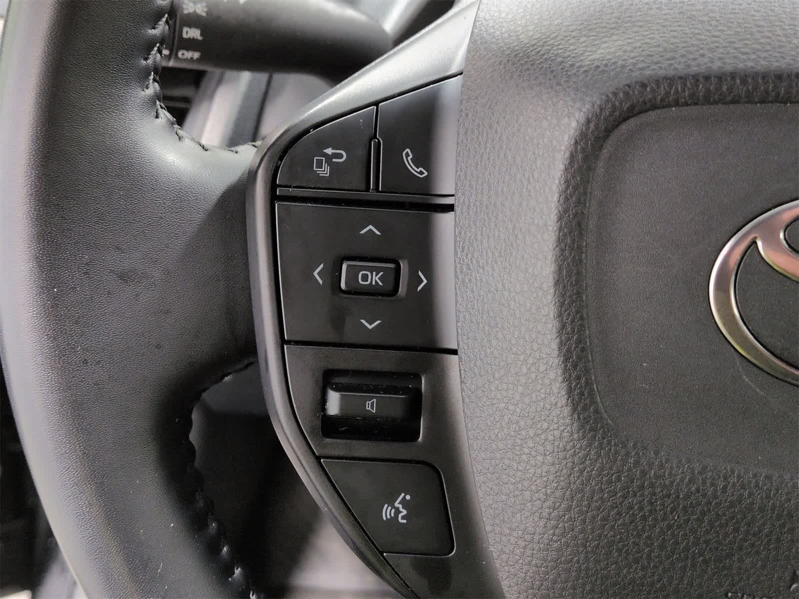 Thumbnail: 2023 Toyota Prius - 24