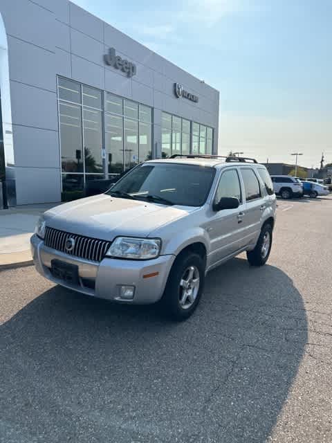 Used 2005 Mercury Mariner Premier 4WD with VIN 4M2YU57155DJ17909 for sale in Ann Arbor, MI