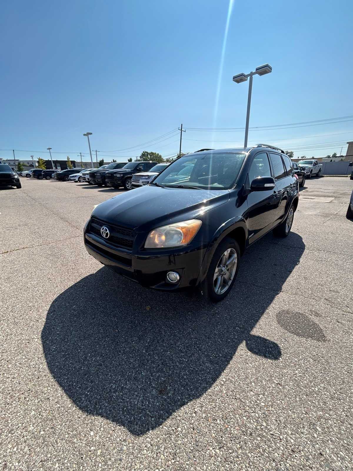 Thumbnail: 2010 Toyota RAV4 - 2