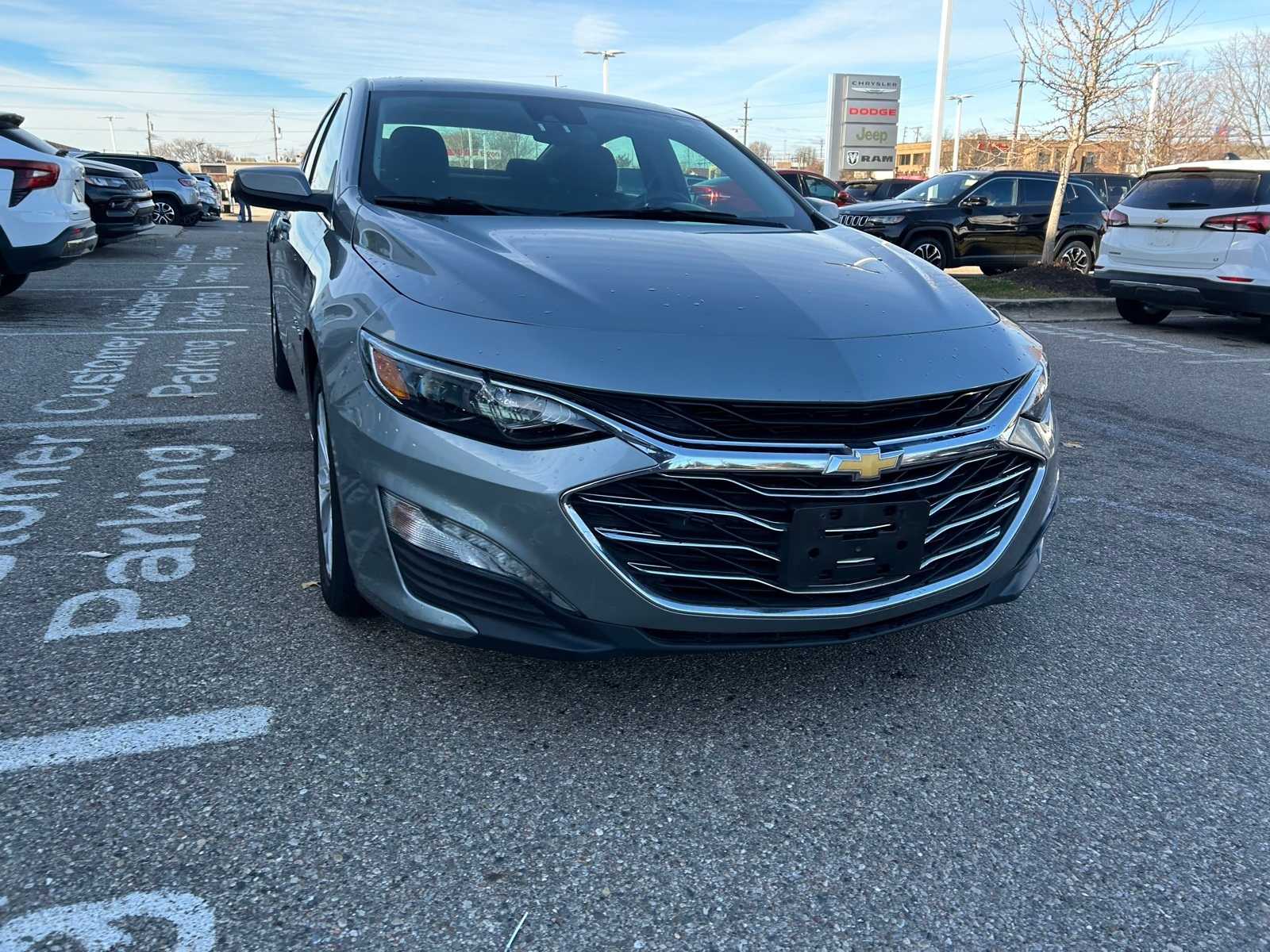 Thumbnail: 2023 Chevrolet Malibu - 4