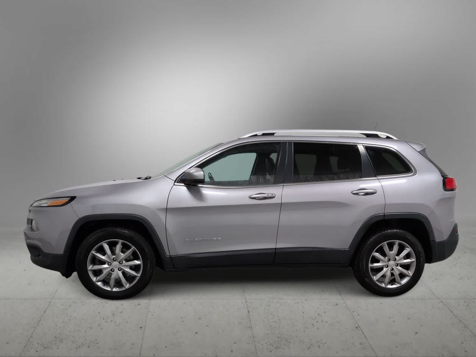 Thumbnail: 2018 Jeep Cherokee - 5