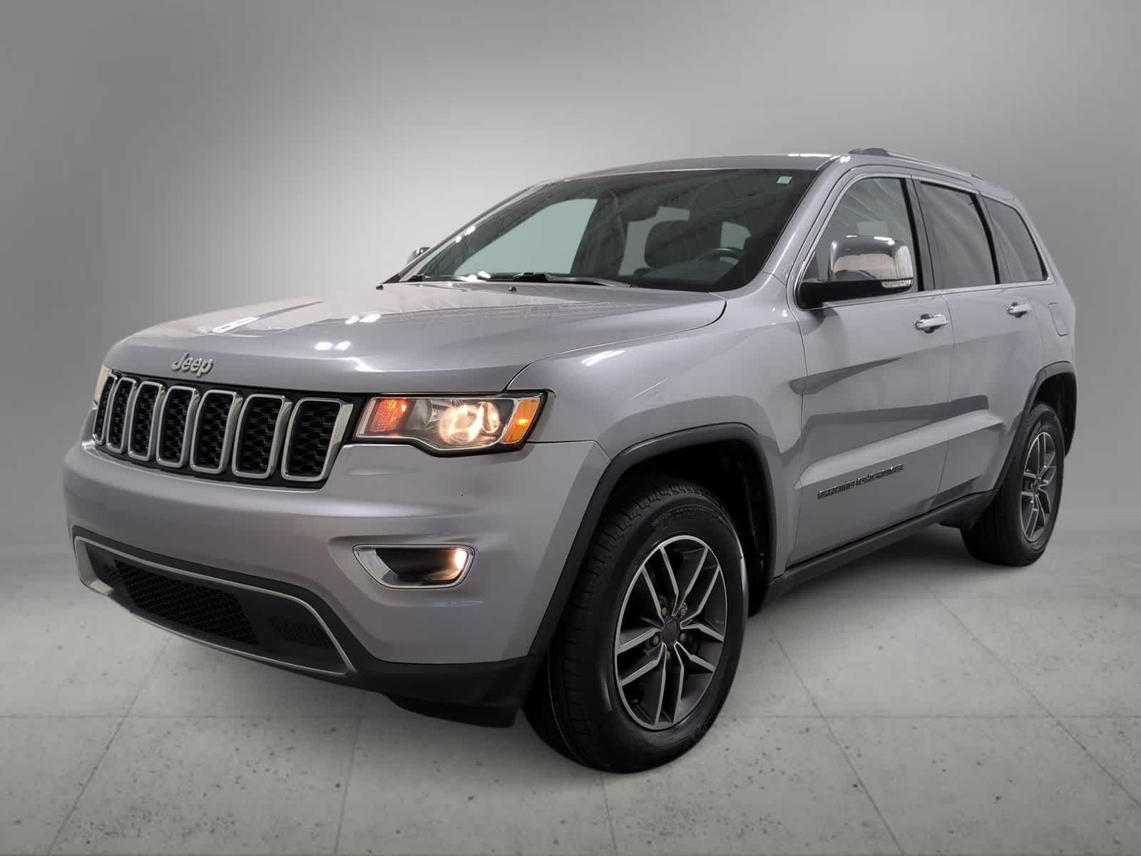 Thumbnail: 2019 Jeep Grand Cherokee - 4