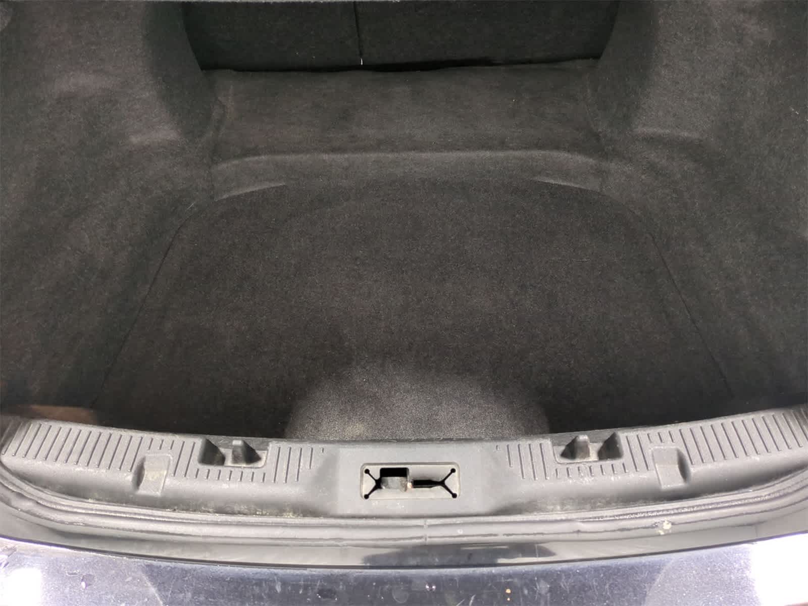 Thumbnail: 2010 Ford Taurus - 31