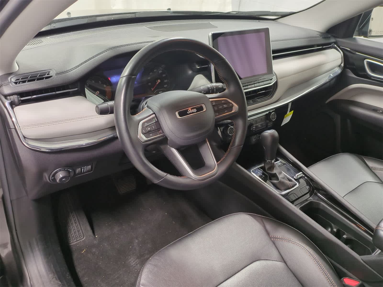 2022 Jeep Compass Limited 10