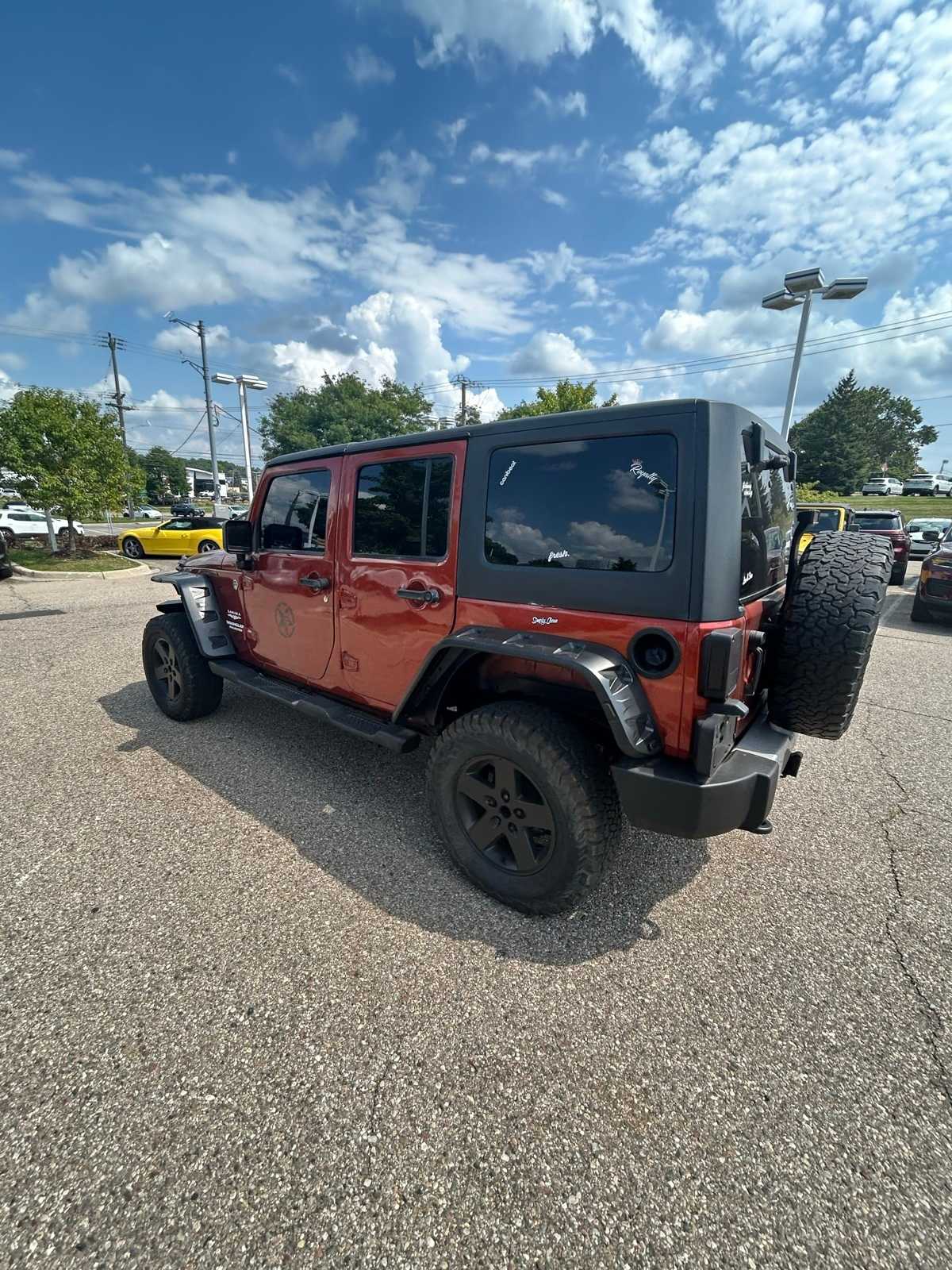 Thumbnail: 2014 Jeep Wrangler - 22