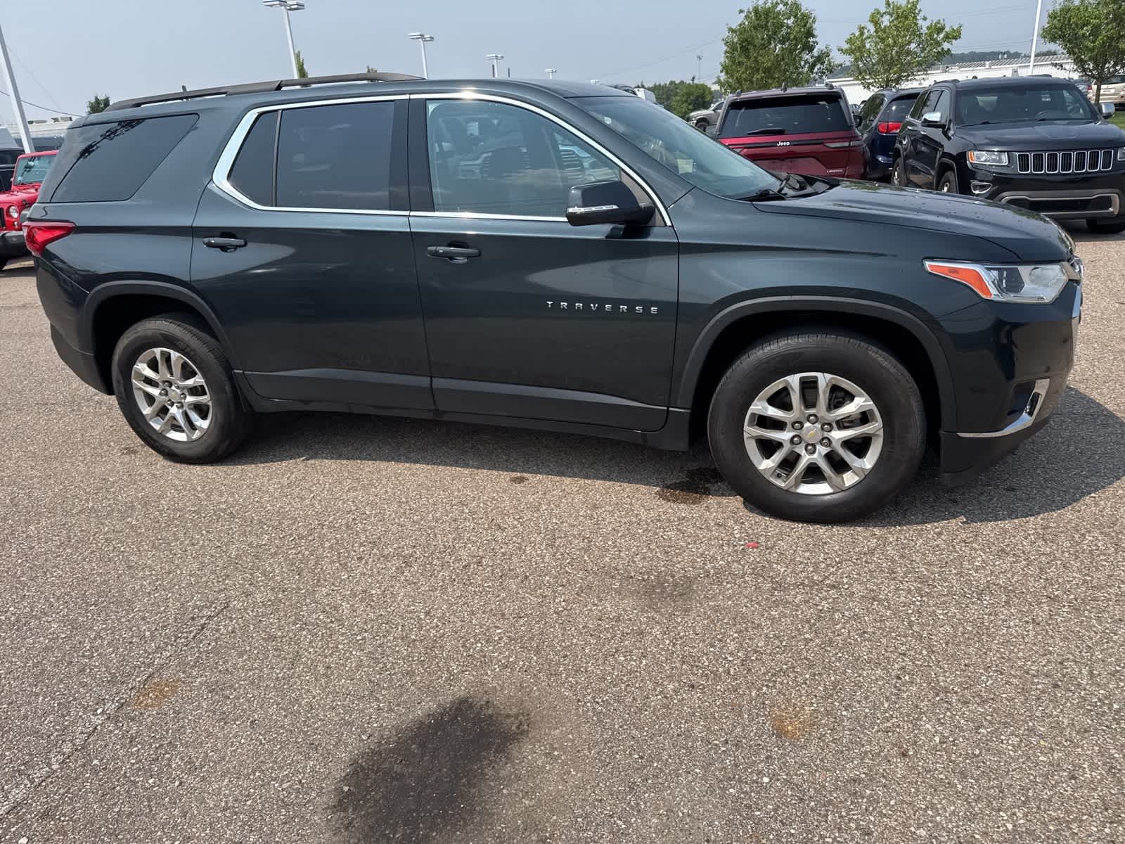 Thumbnail: 2021 Chevrolet Traverse - 10