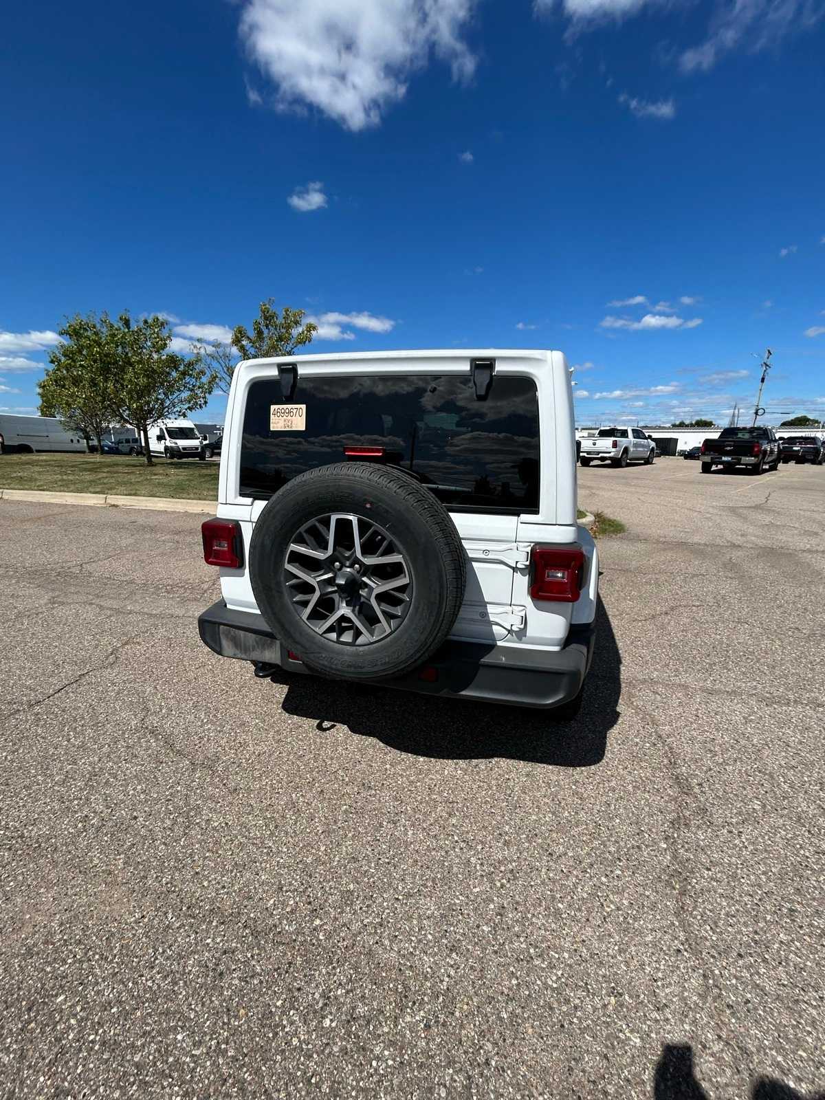 Thumbnail: 2024 Jeep Wrangler - 21