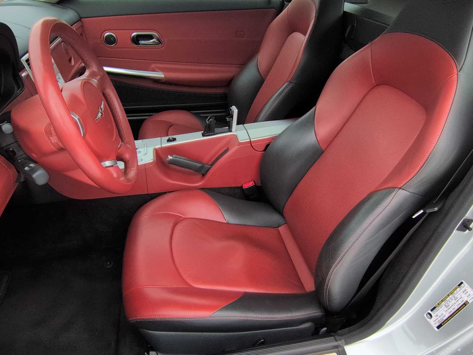 Thumbnail: 2007 Chrysler Crossfire - 17