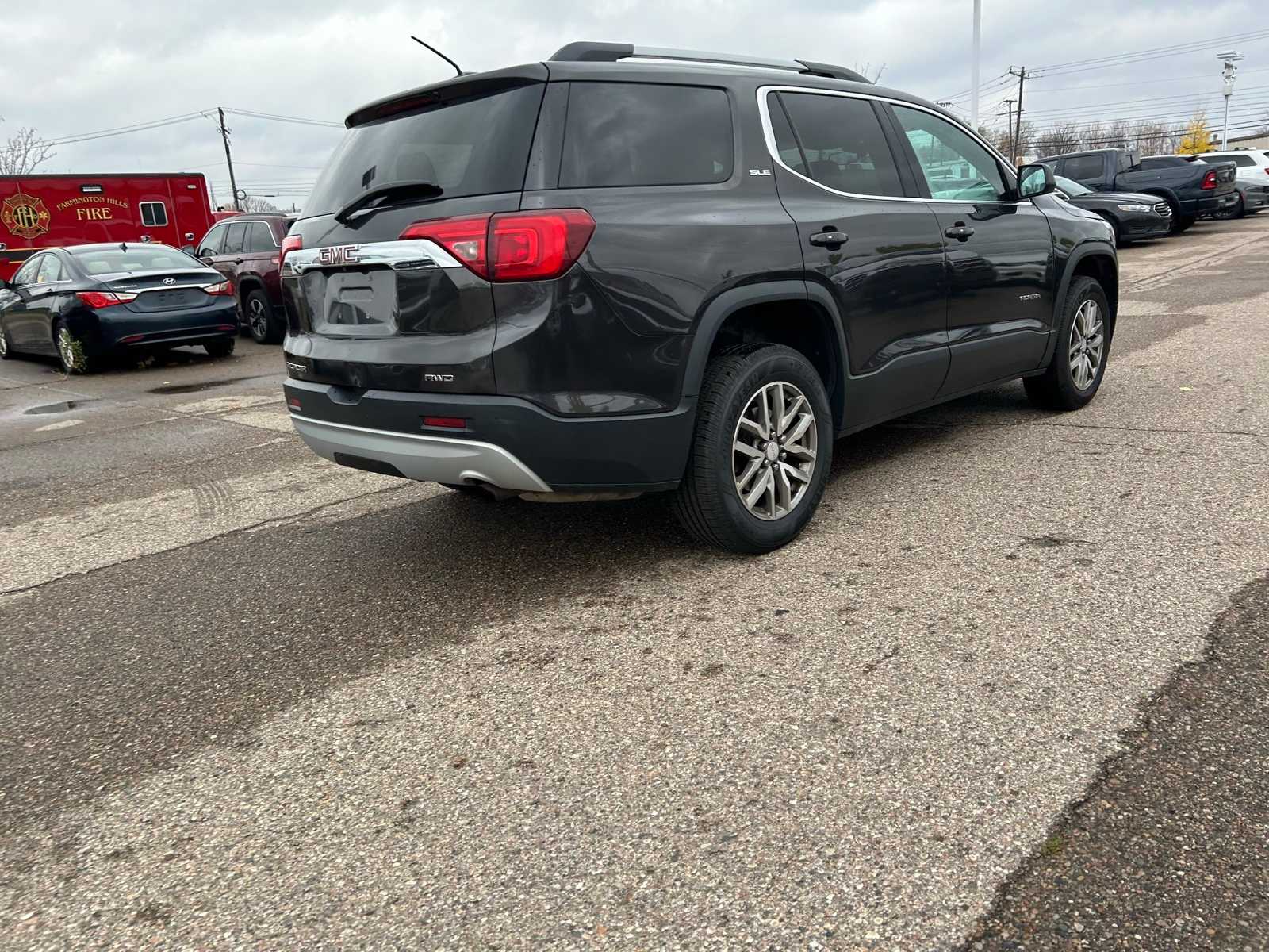 Thumbnail: 2017 GMC Acadia - 14