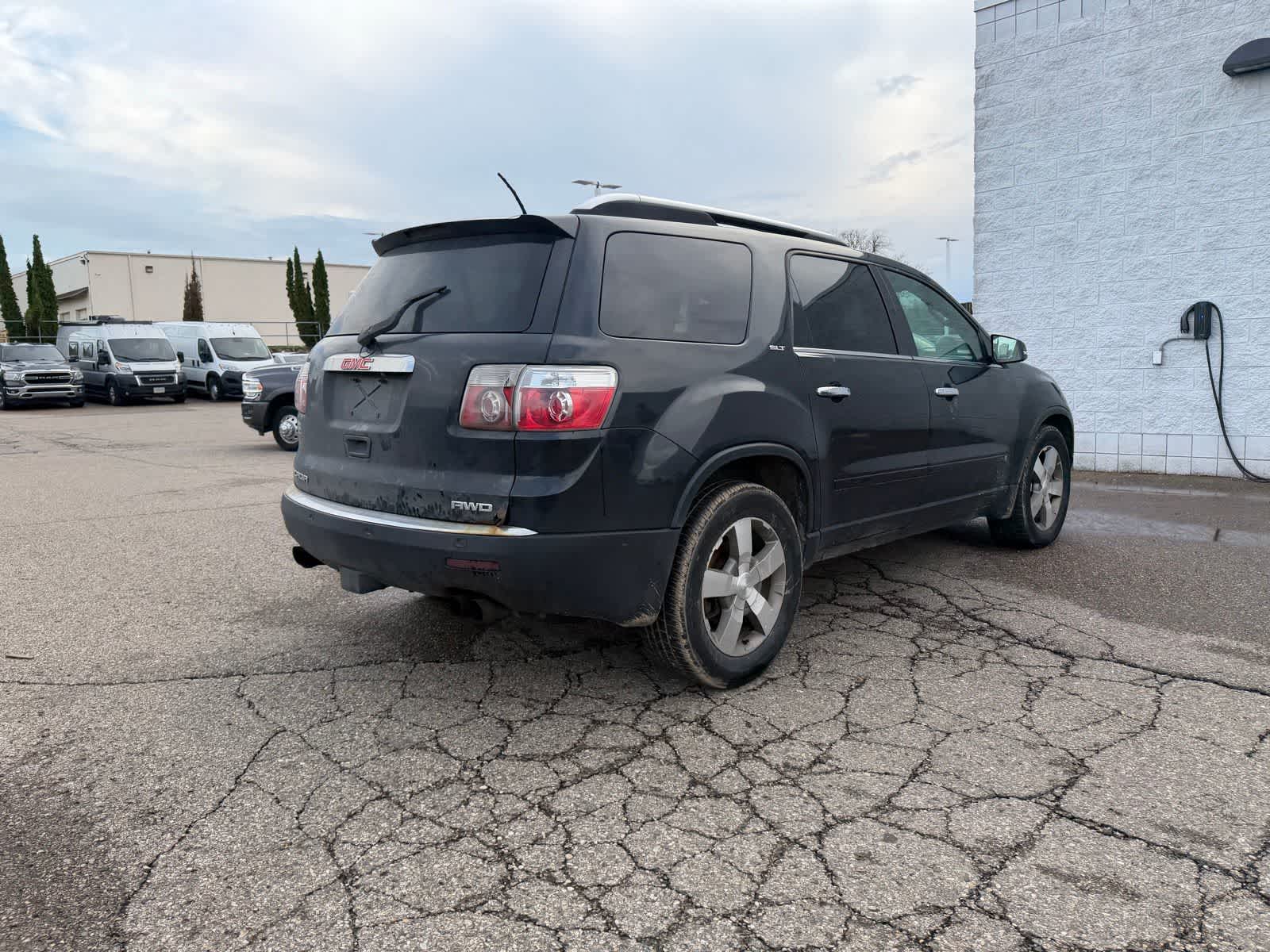 Thumbnail: 2009 GMC Acadia - 18