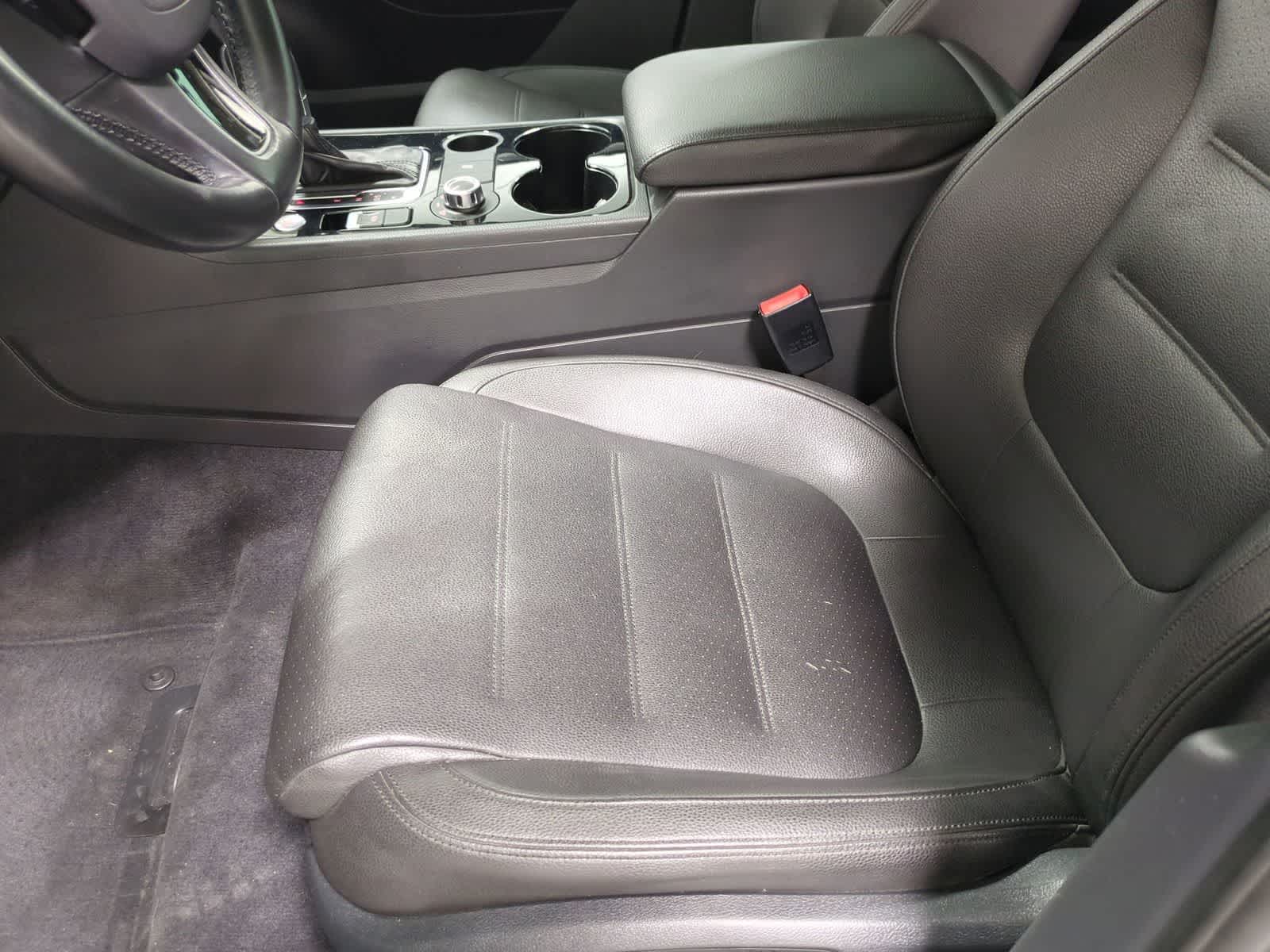 Thumbnail: 2014 Volkswagen Touareg - 17