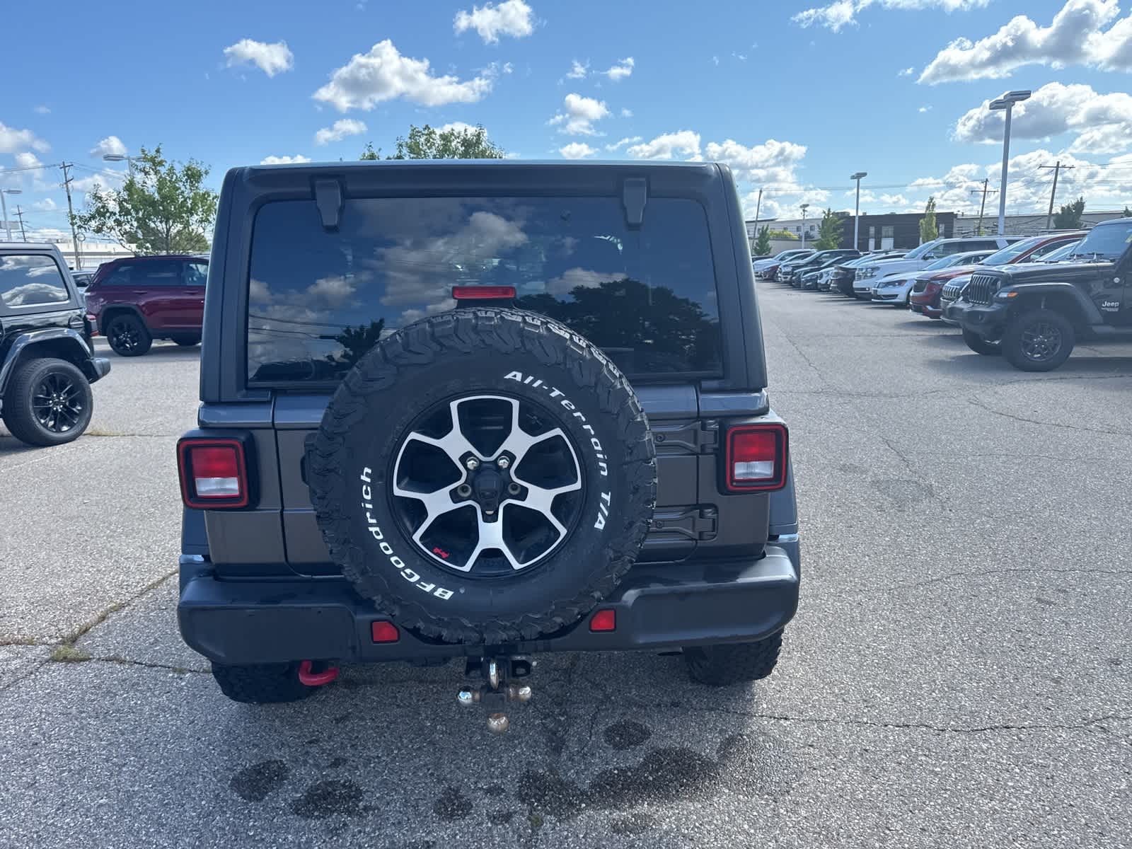 Thumbnail: 2021 Jeep Wrangler - 19