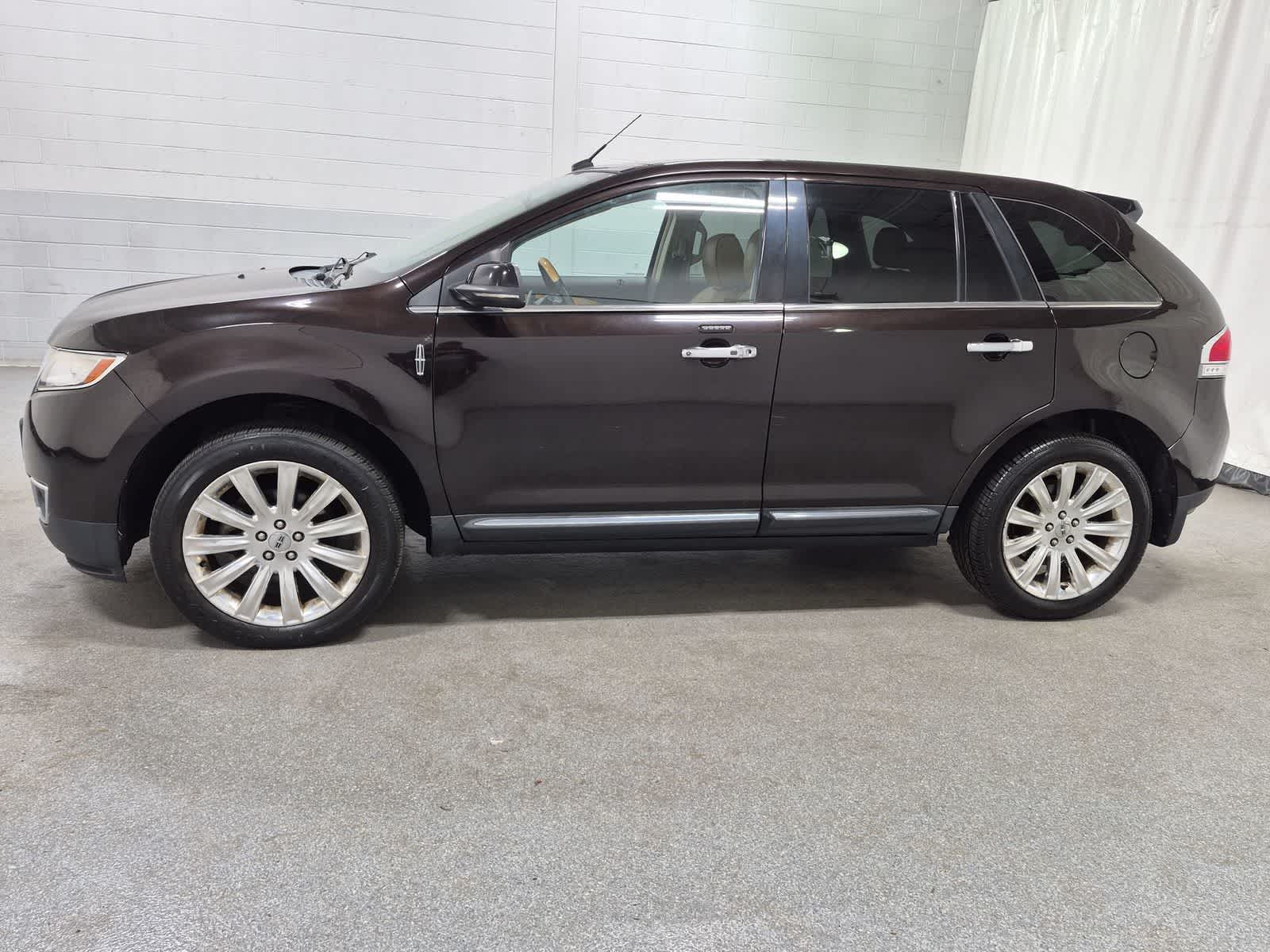 Thumbnail: 2013 Lincoln MKX - 11