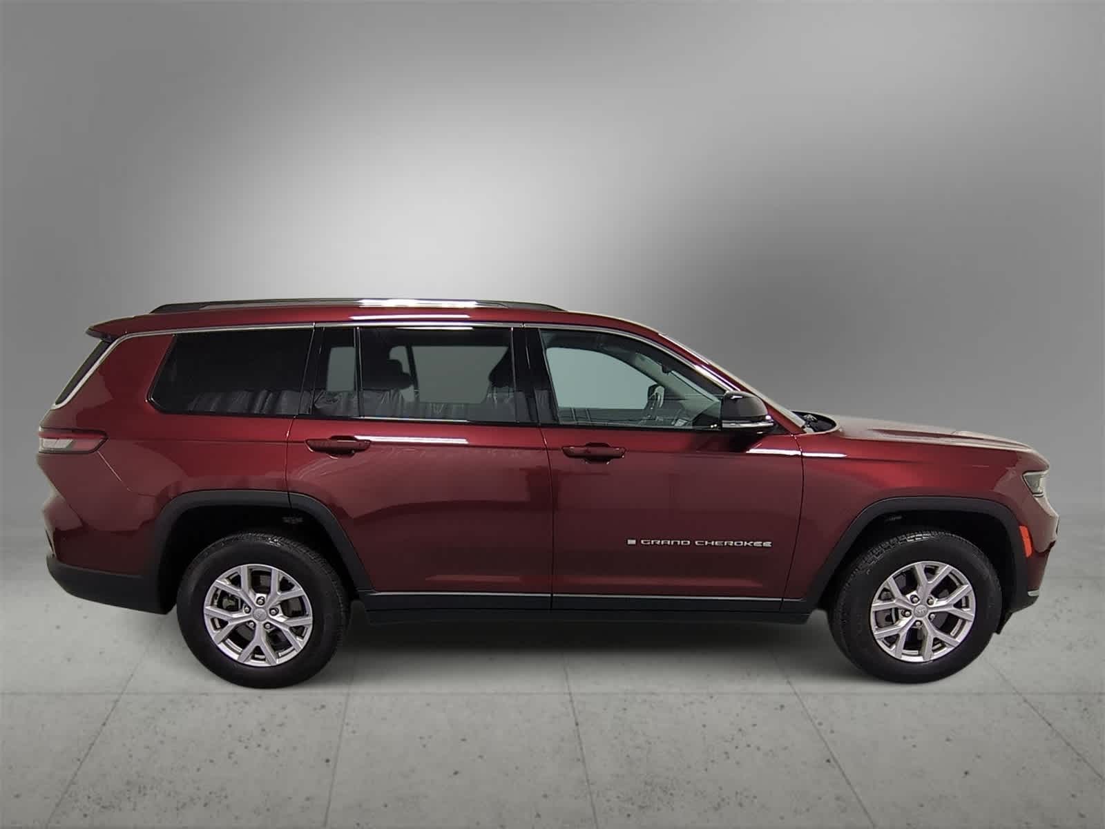 Thumbnail: 2022 Jeep Grand Cherokee L - 9