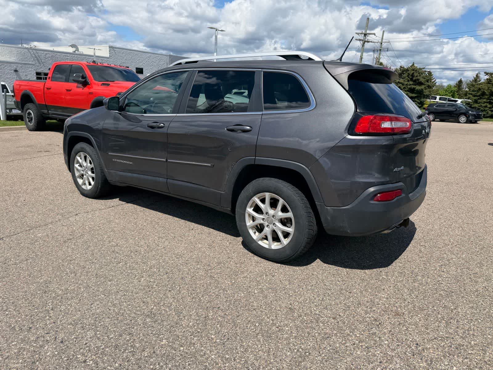 Thumbnail: 2015 Jeep Cherokee - 27