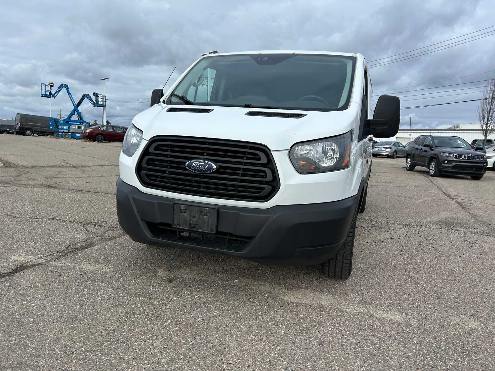Thumbnail: 2019 Ford Transit Series - 5
