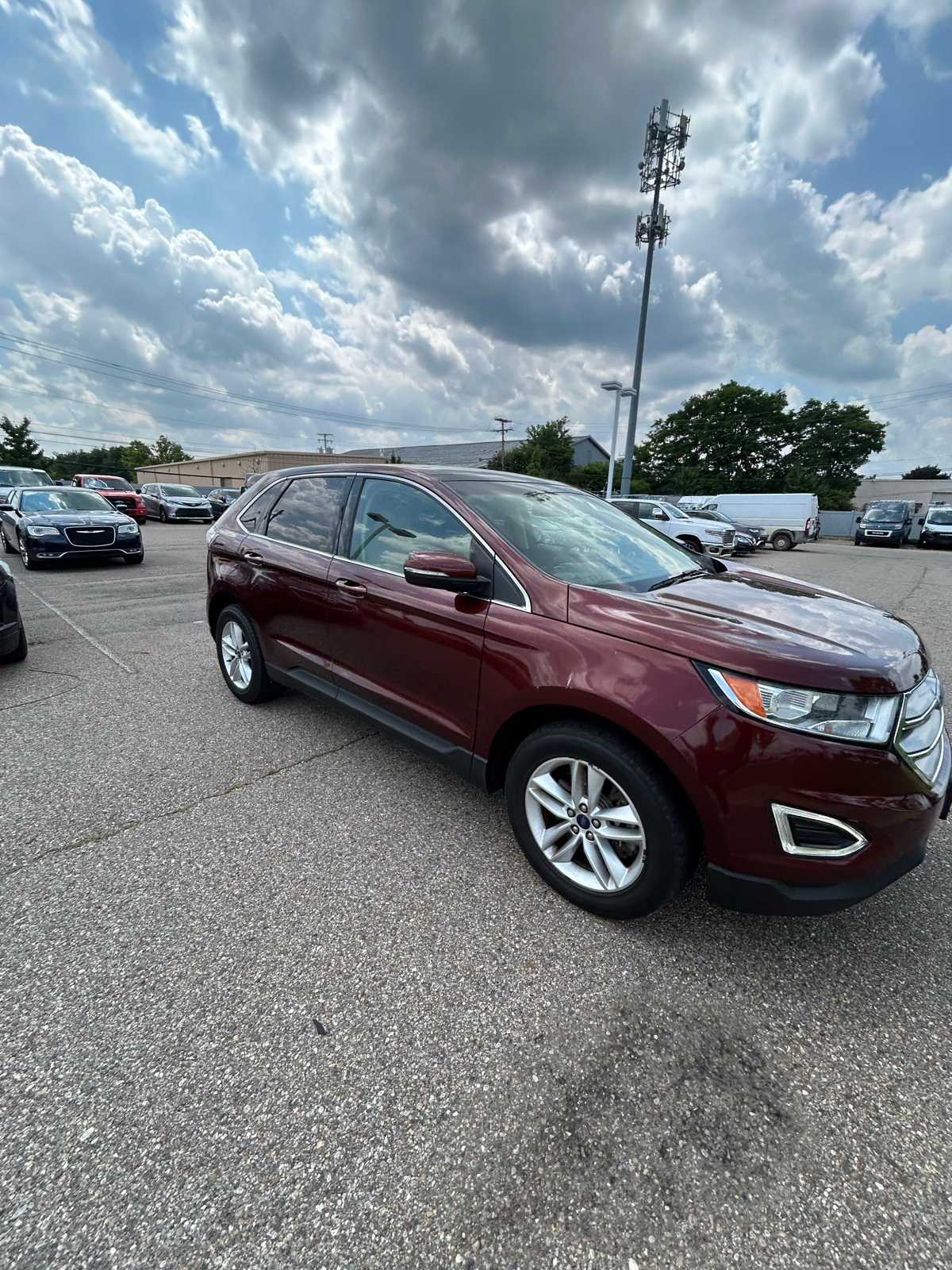 Thumbnail: 2015 Ford Edge - 9