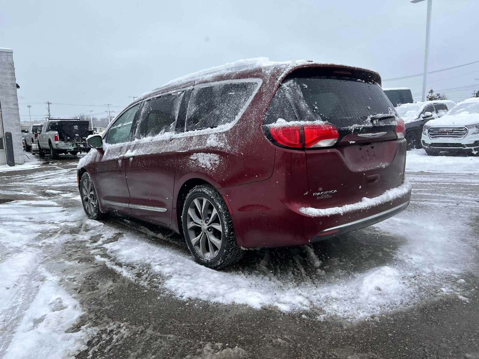Thumbnail: 2019 Chrysler Pacifica - 27